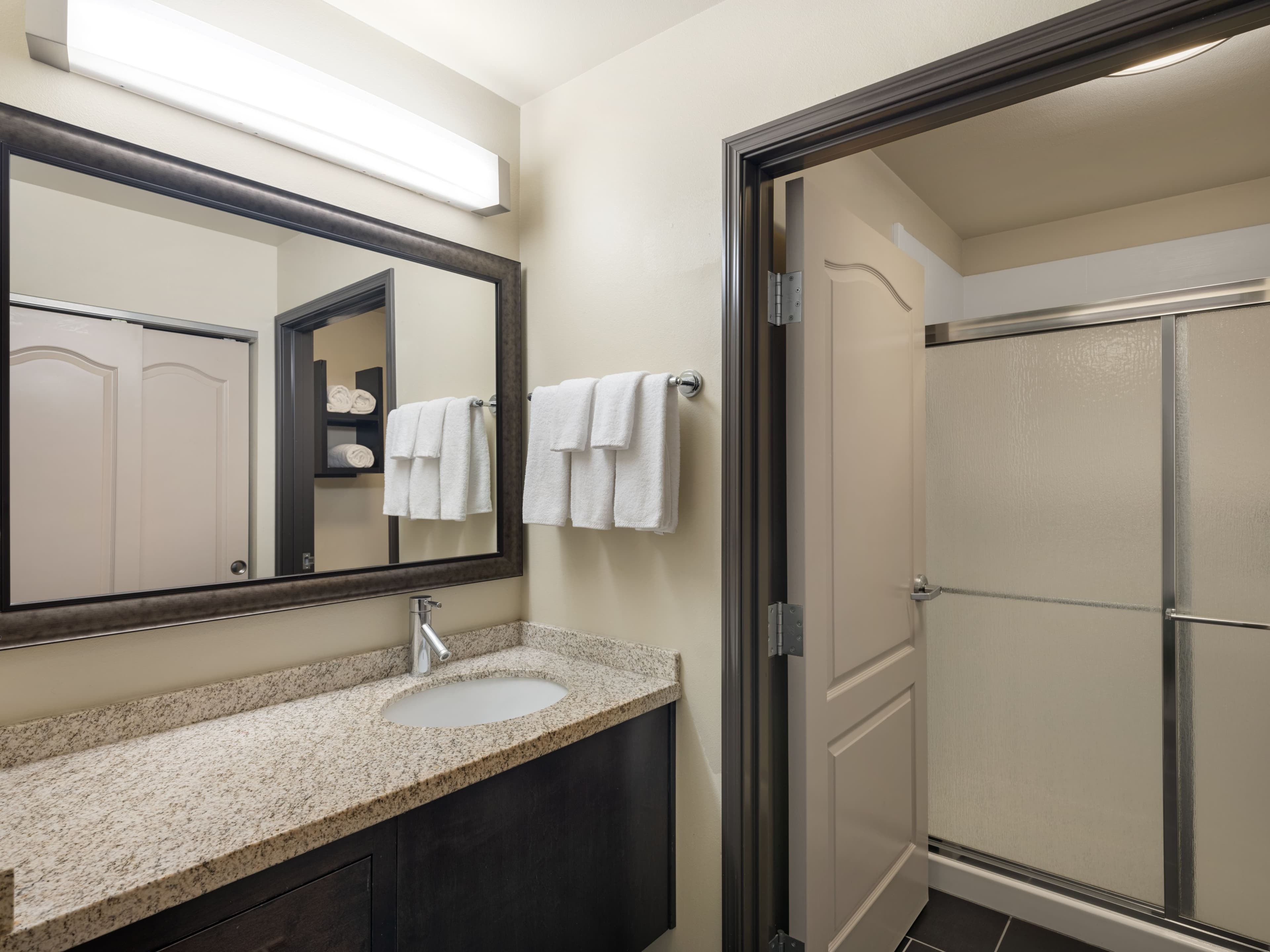 STANDARD ROOM - Image 5