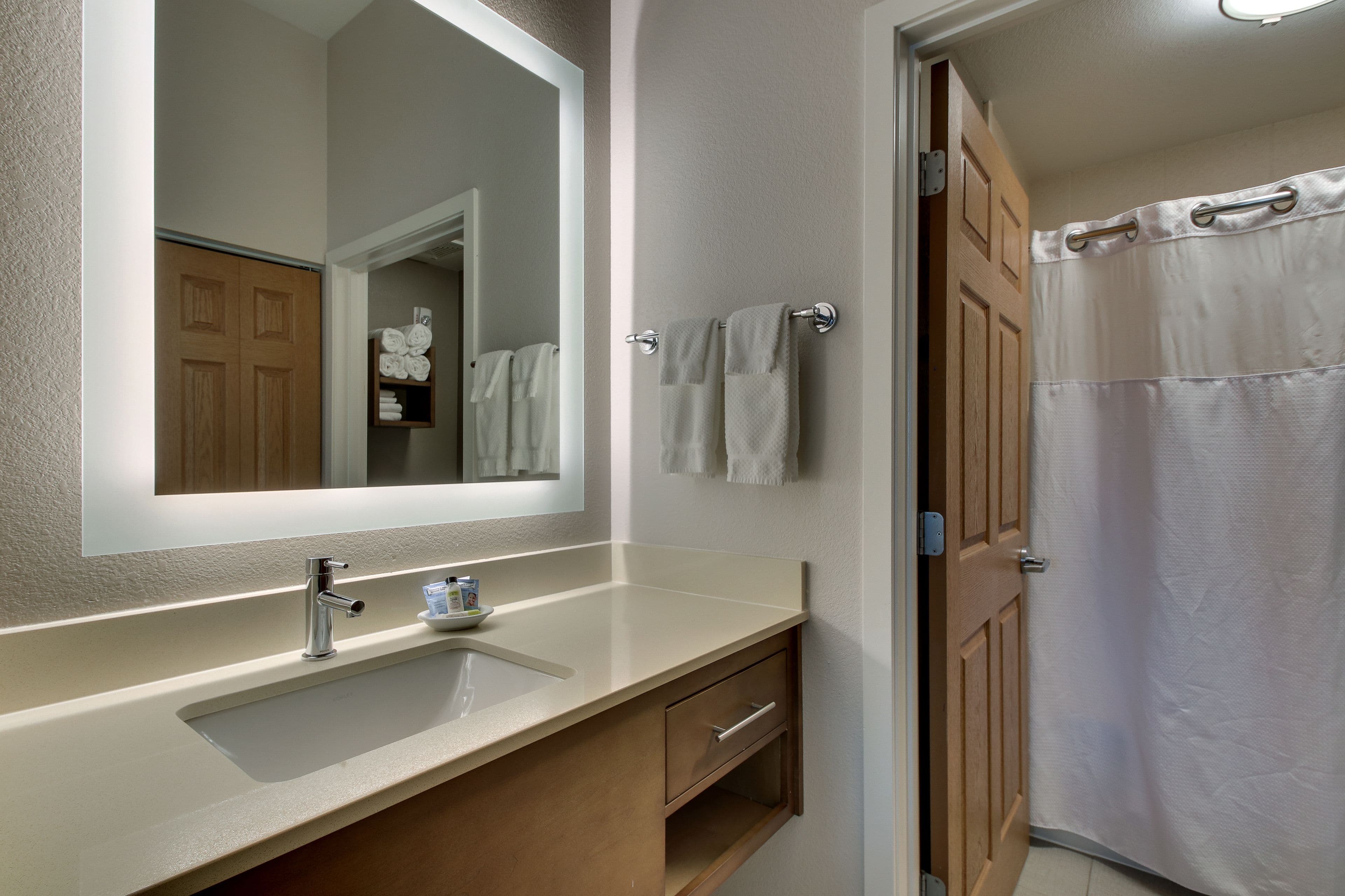 Staybridge Suites Missoula — 6