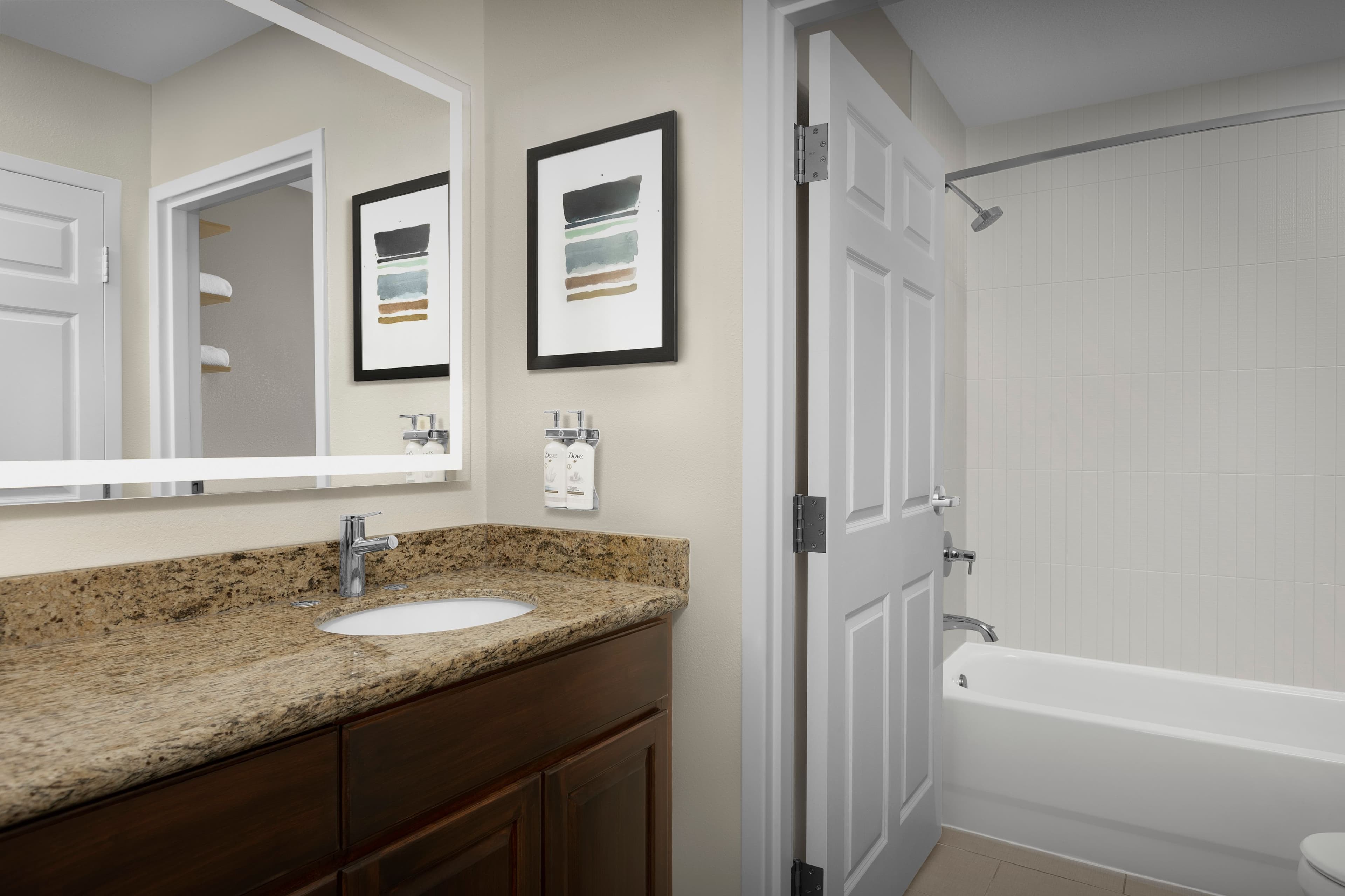 Staybridge Suites Raleigh-Durham Apt-Morrisville - Image 4