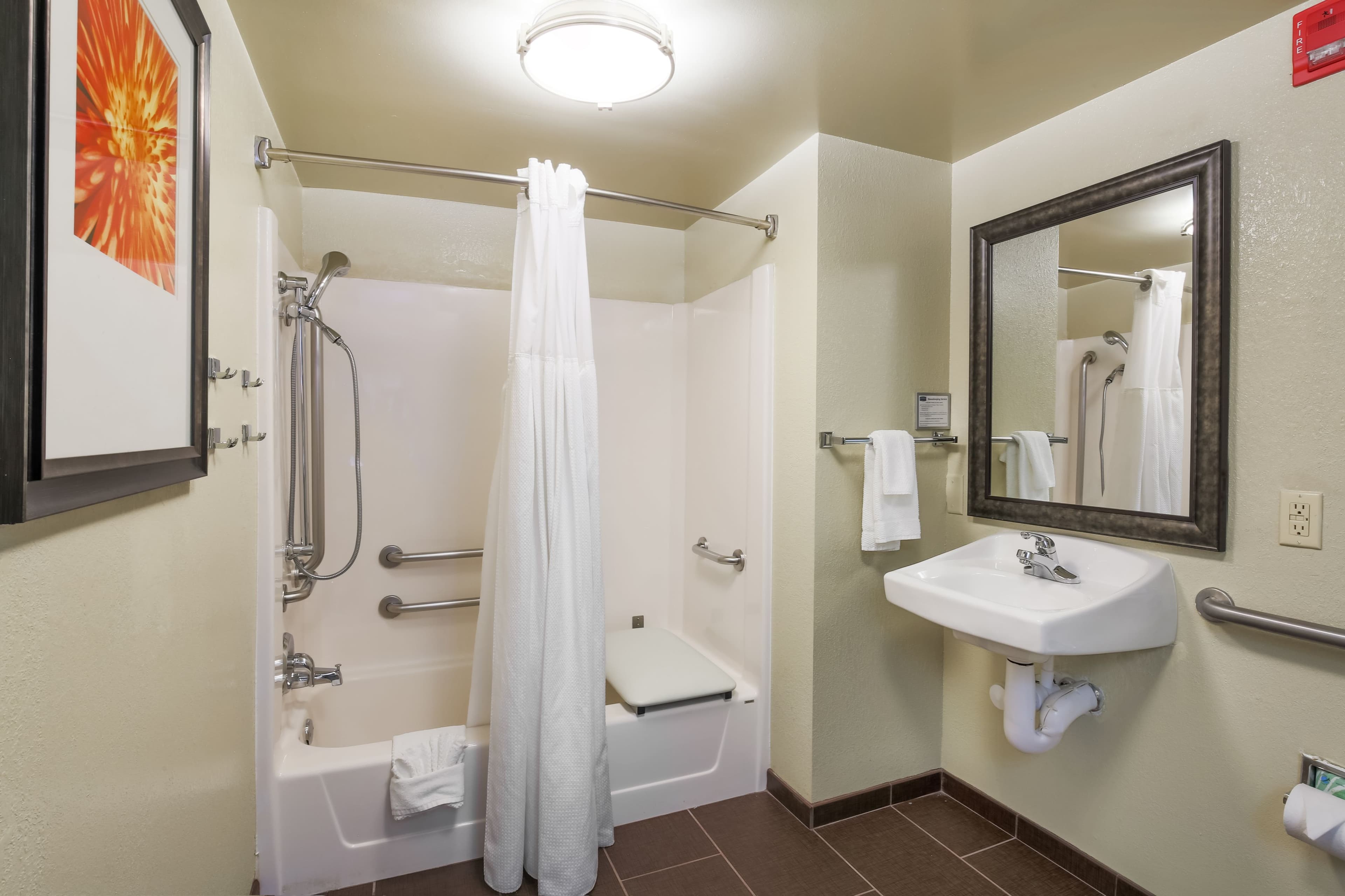 Staybridge Suites Philadelphia-Mt. Laurel — 13