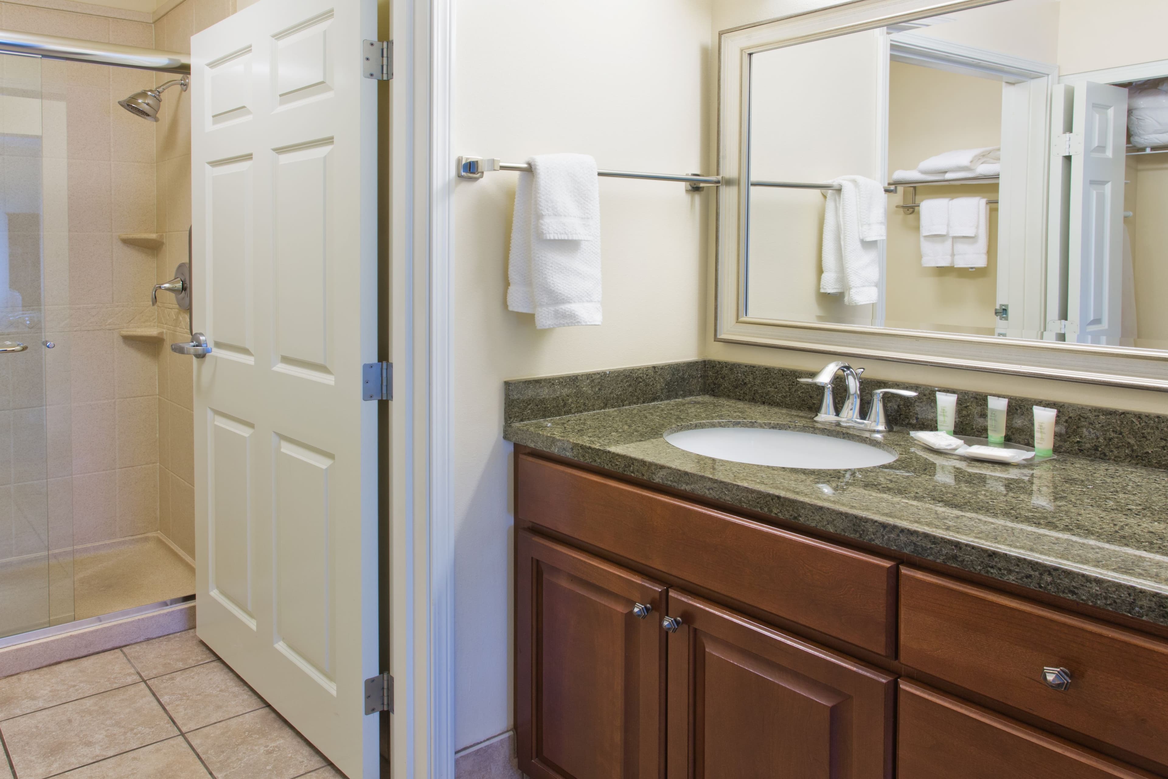 Staybridge Suites Everett - Paine Field — 6