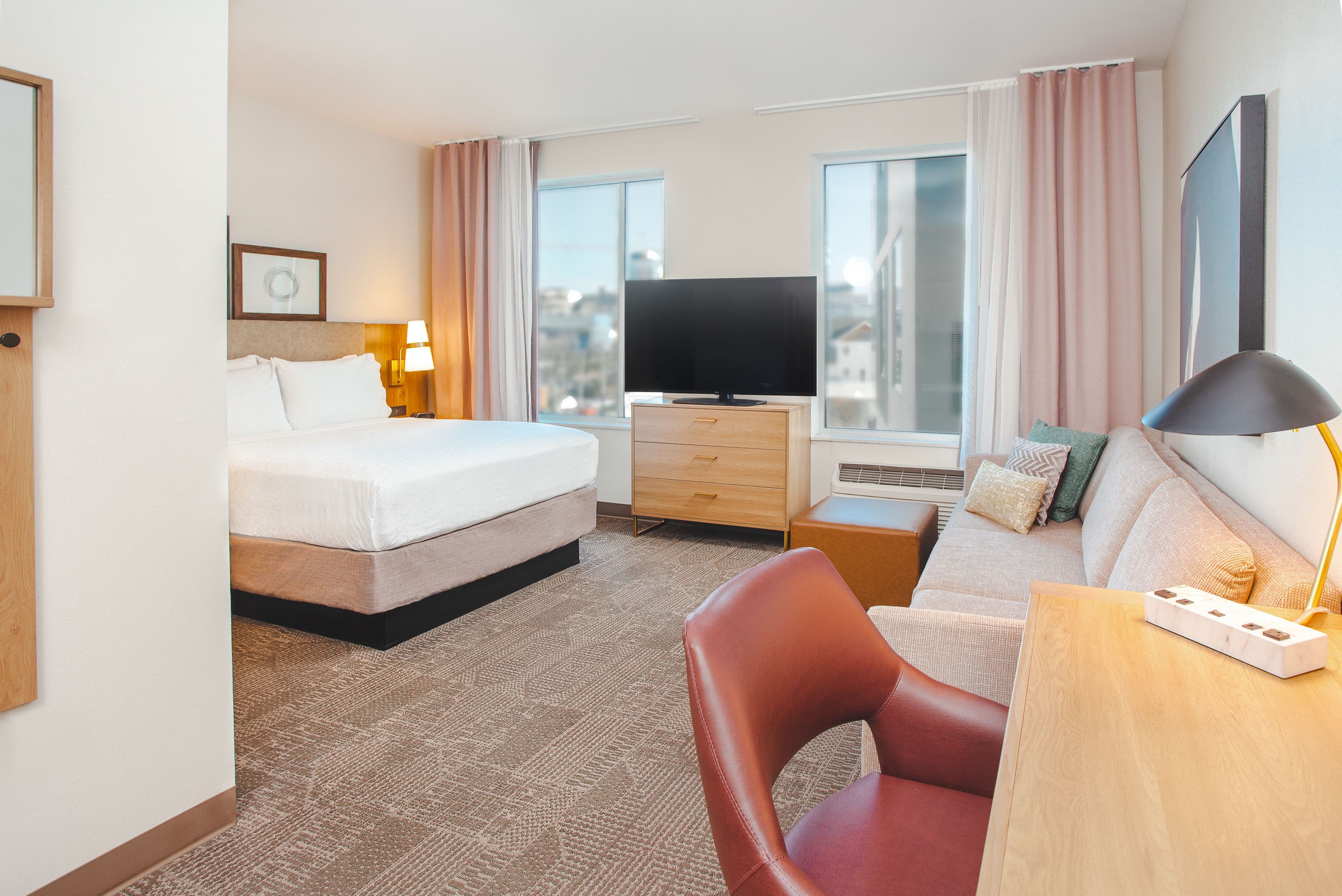 Staybridge Suites Nashville - Vanderbilt Area — 10