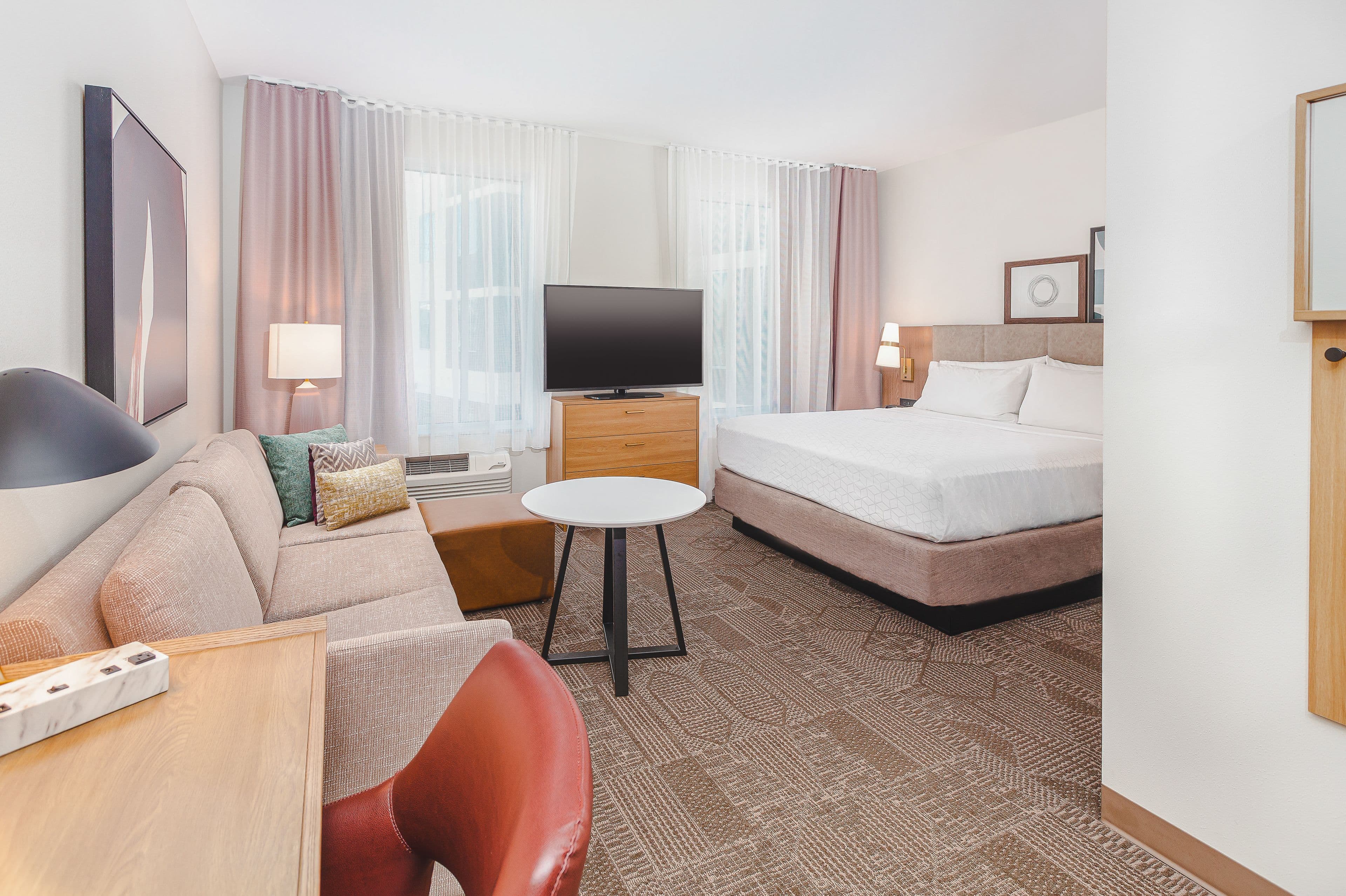 Staybridge Suites Nashville - Vanderbilt Area - Image 4