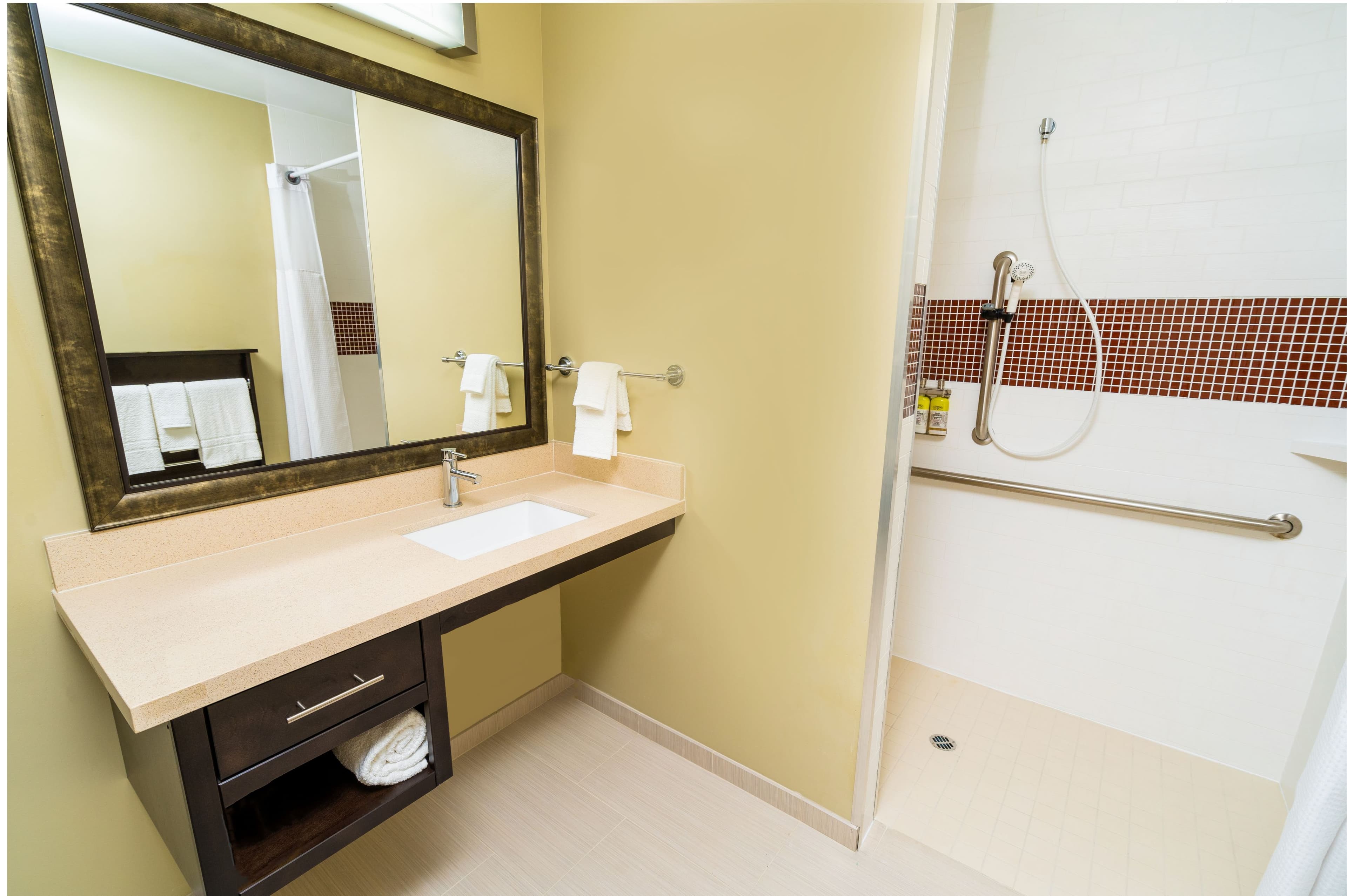 Staybridge Suites Newark - Fremont — 19