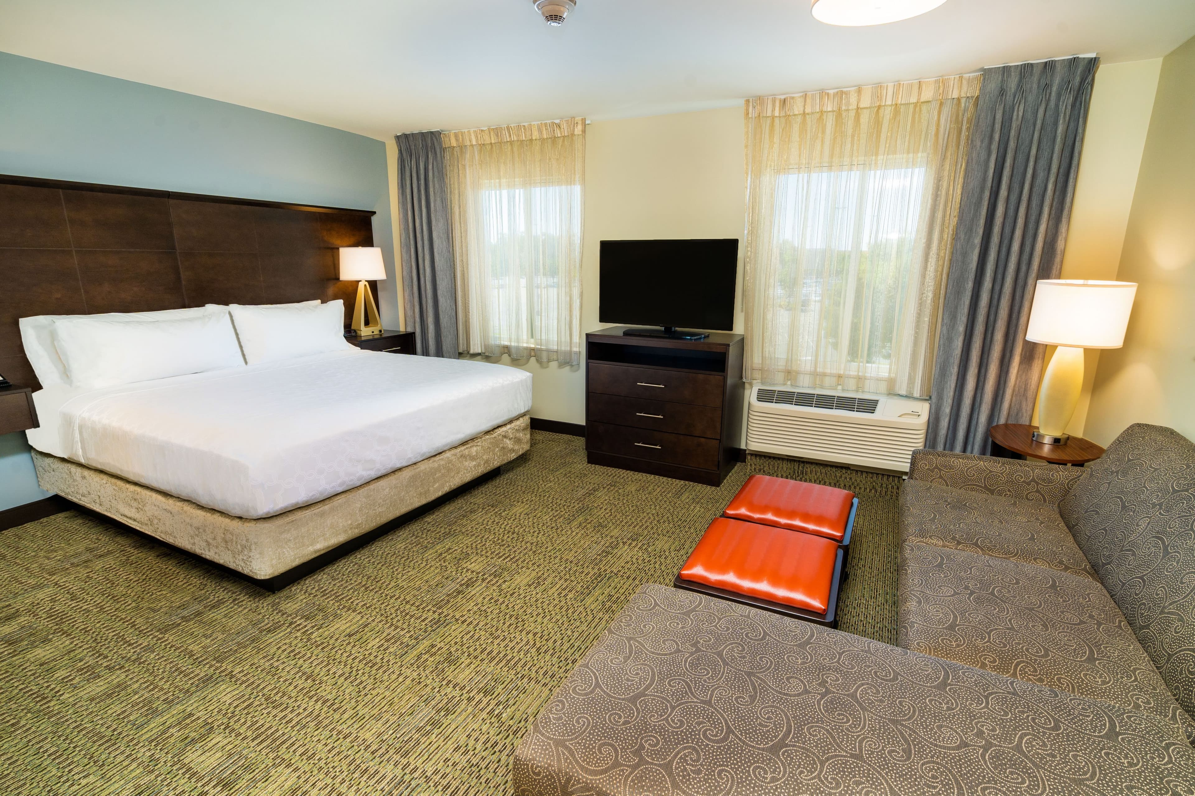 Staybridge Suites Newark - Fremont — 15