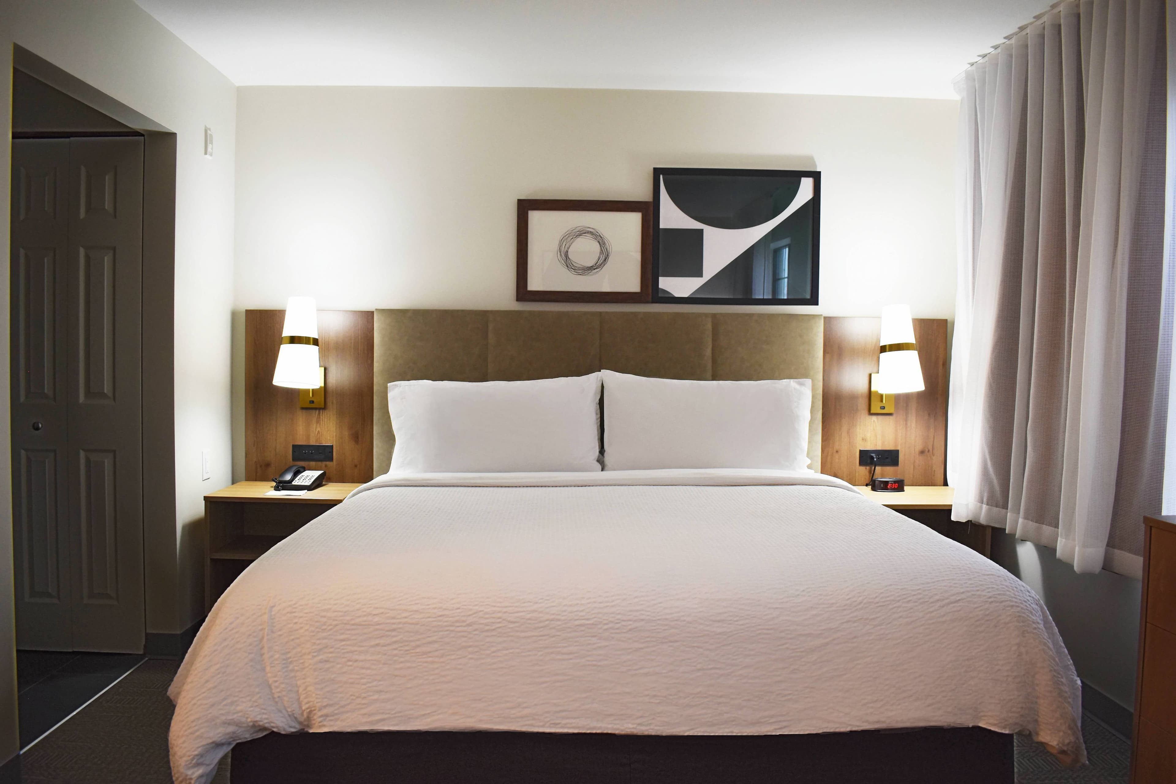 Staybridge Suites Detroit - Novi — 11