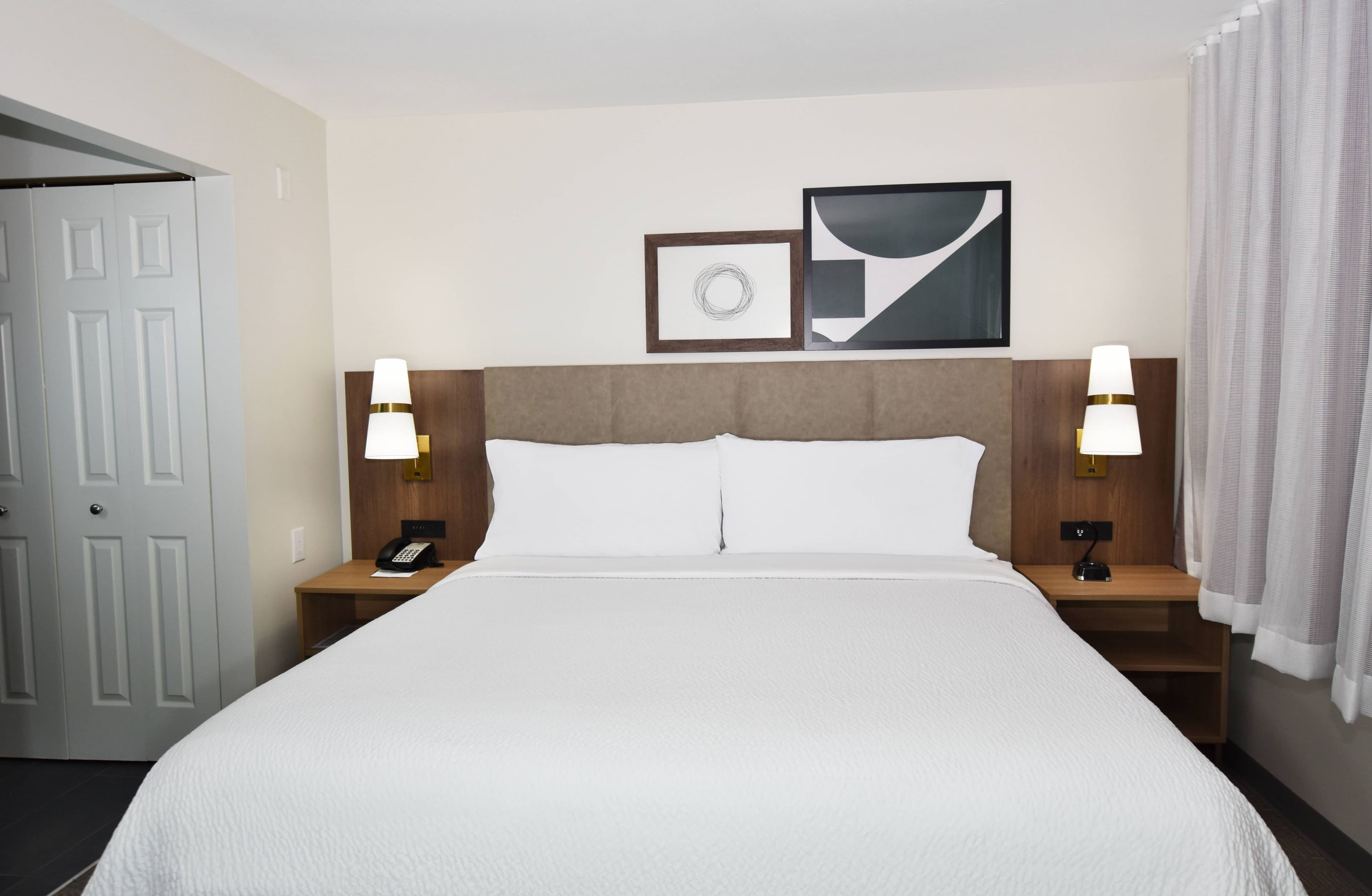 Staybridge Suites Detroit - Novi — 13