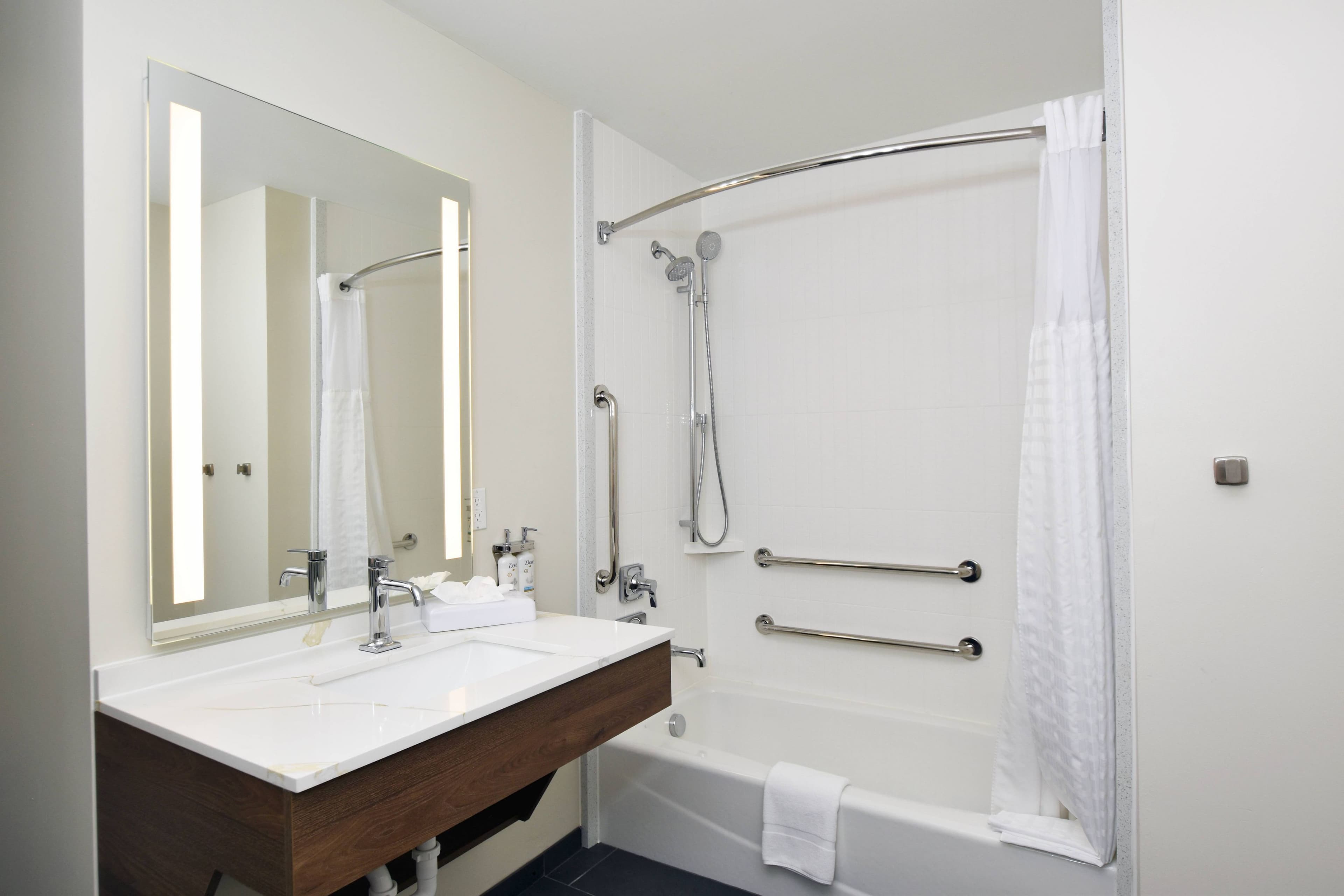 Staybridge Suites Detroit - Novi - Image 5