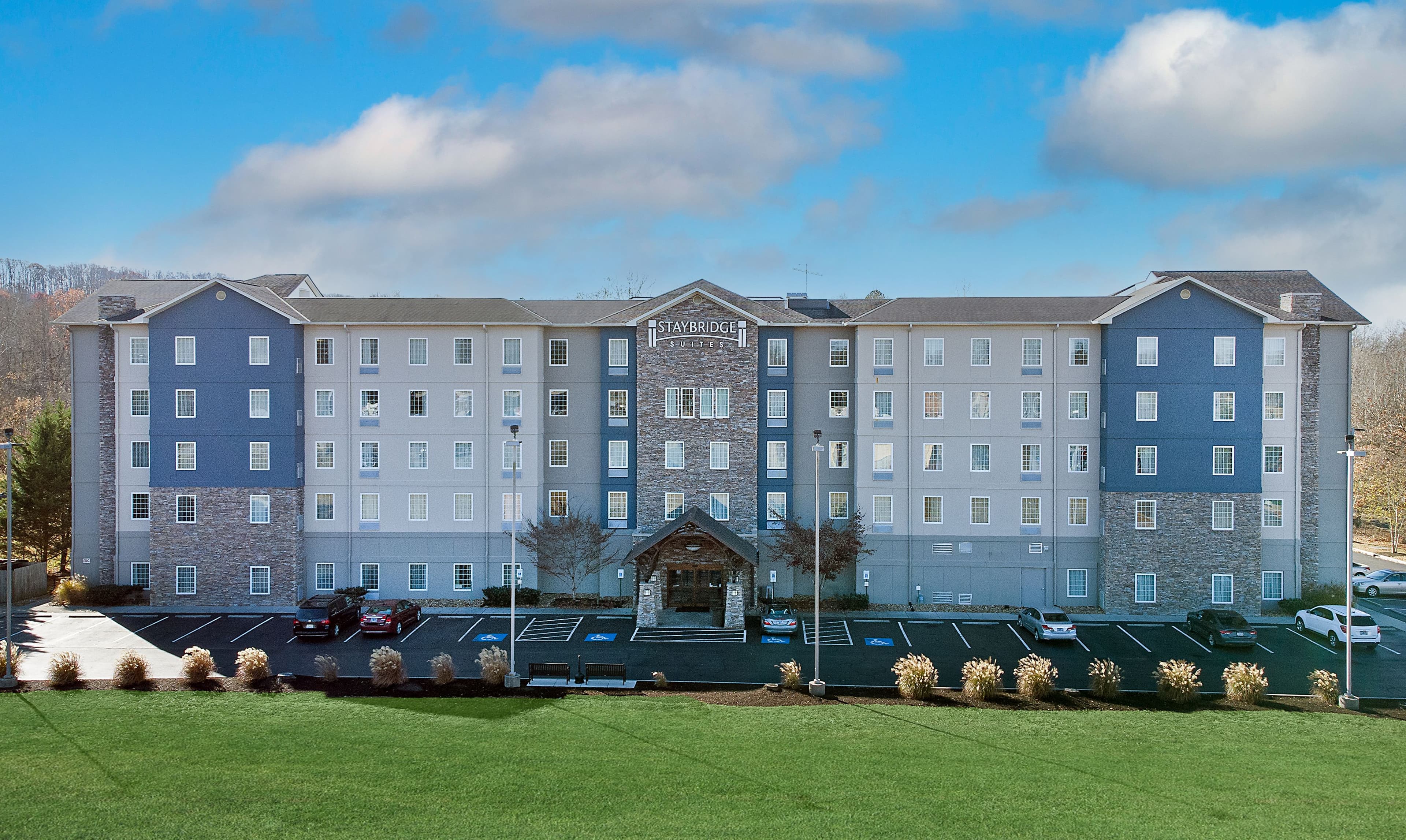 Staybridge Suites Knoxville Oak Ridge - Image 1