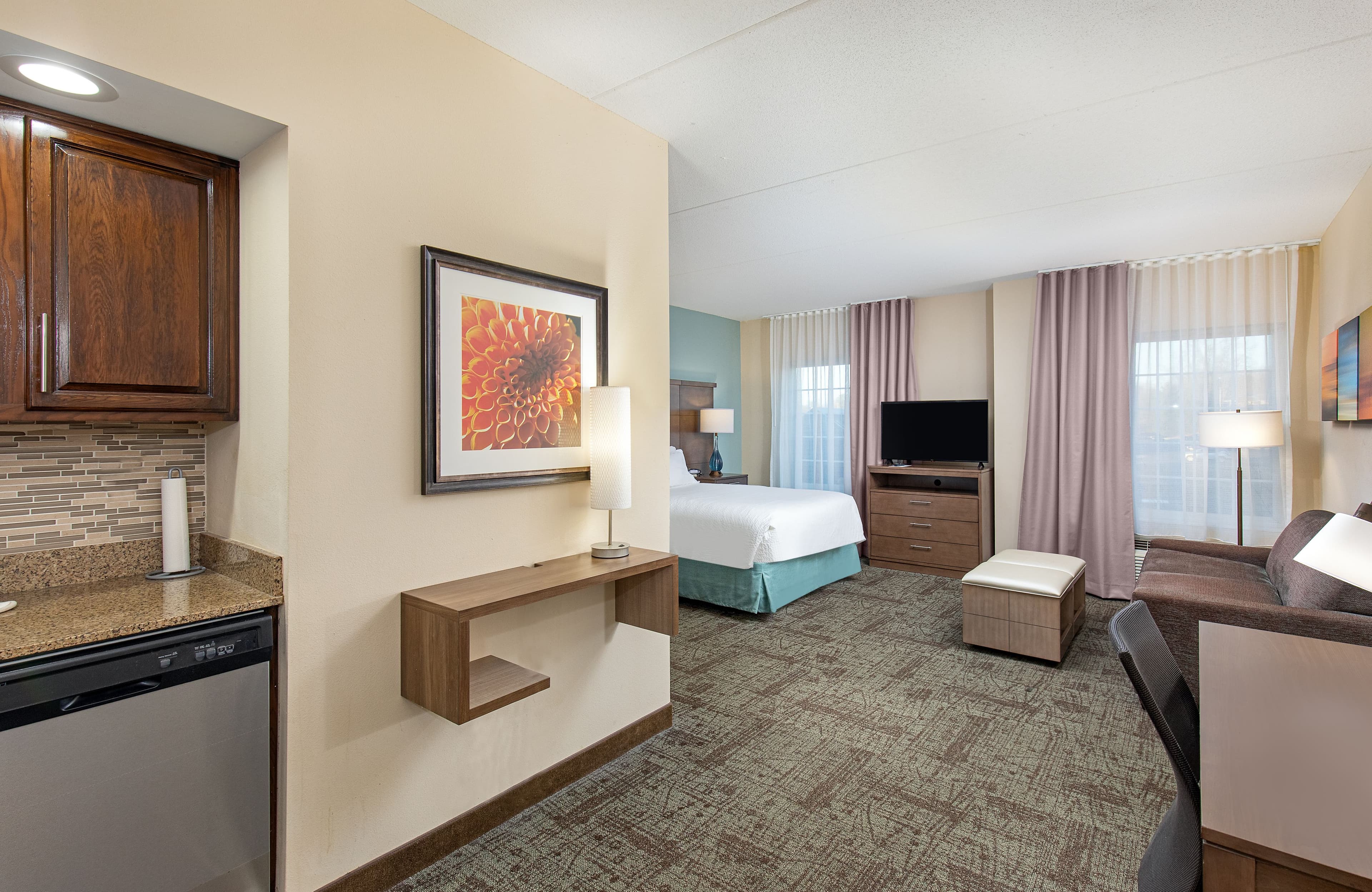 Staybridge Suites Knoxville Oak Ridge - Image 3