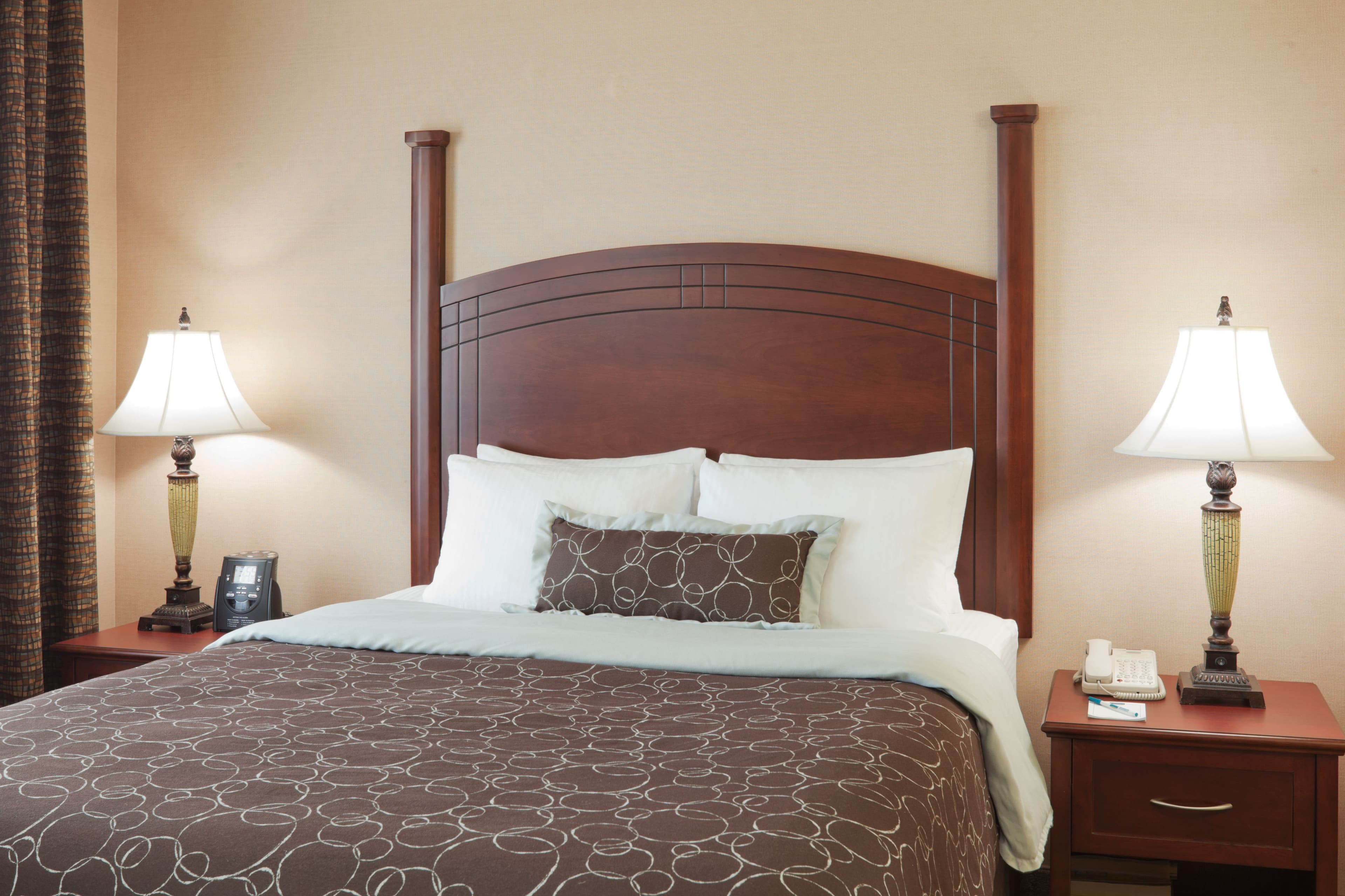 Staybridge Suites Oakville-Burlington — 15