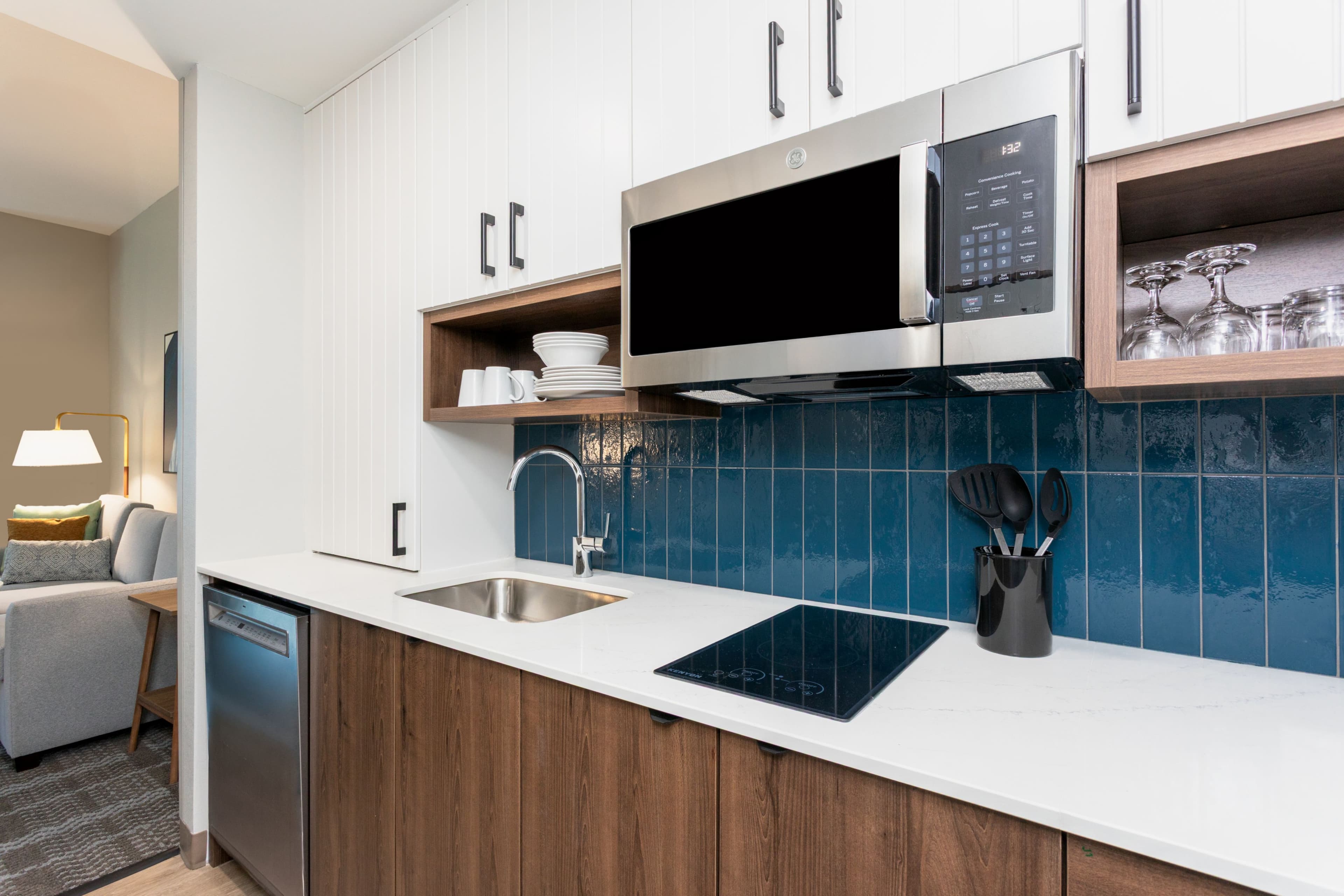 Staybridge Suites Ocala-near Equestrian-Aquatics — 45