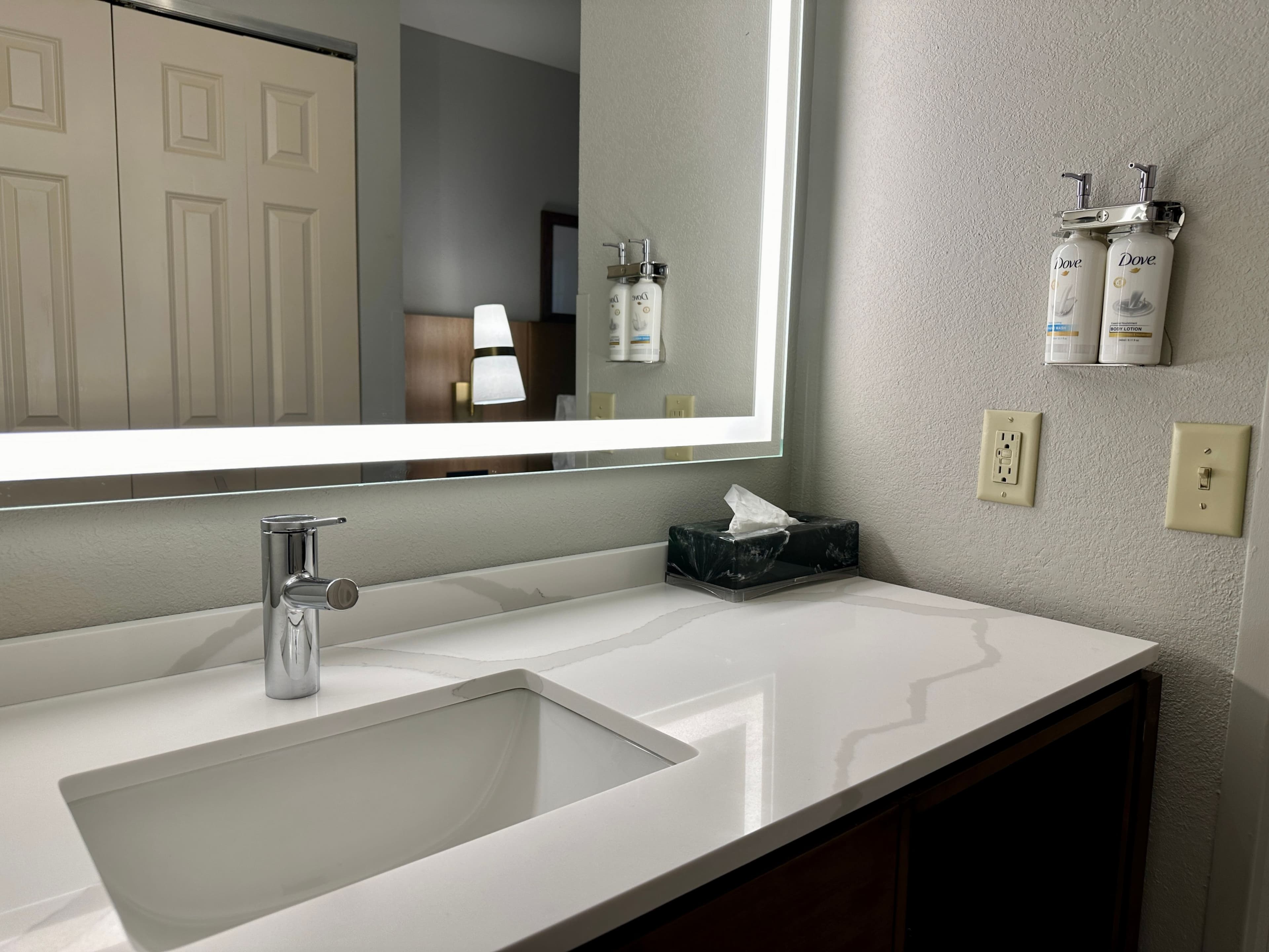 Standard Room - Image 11
