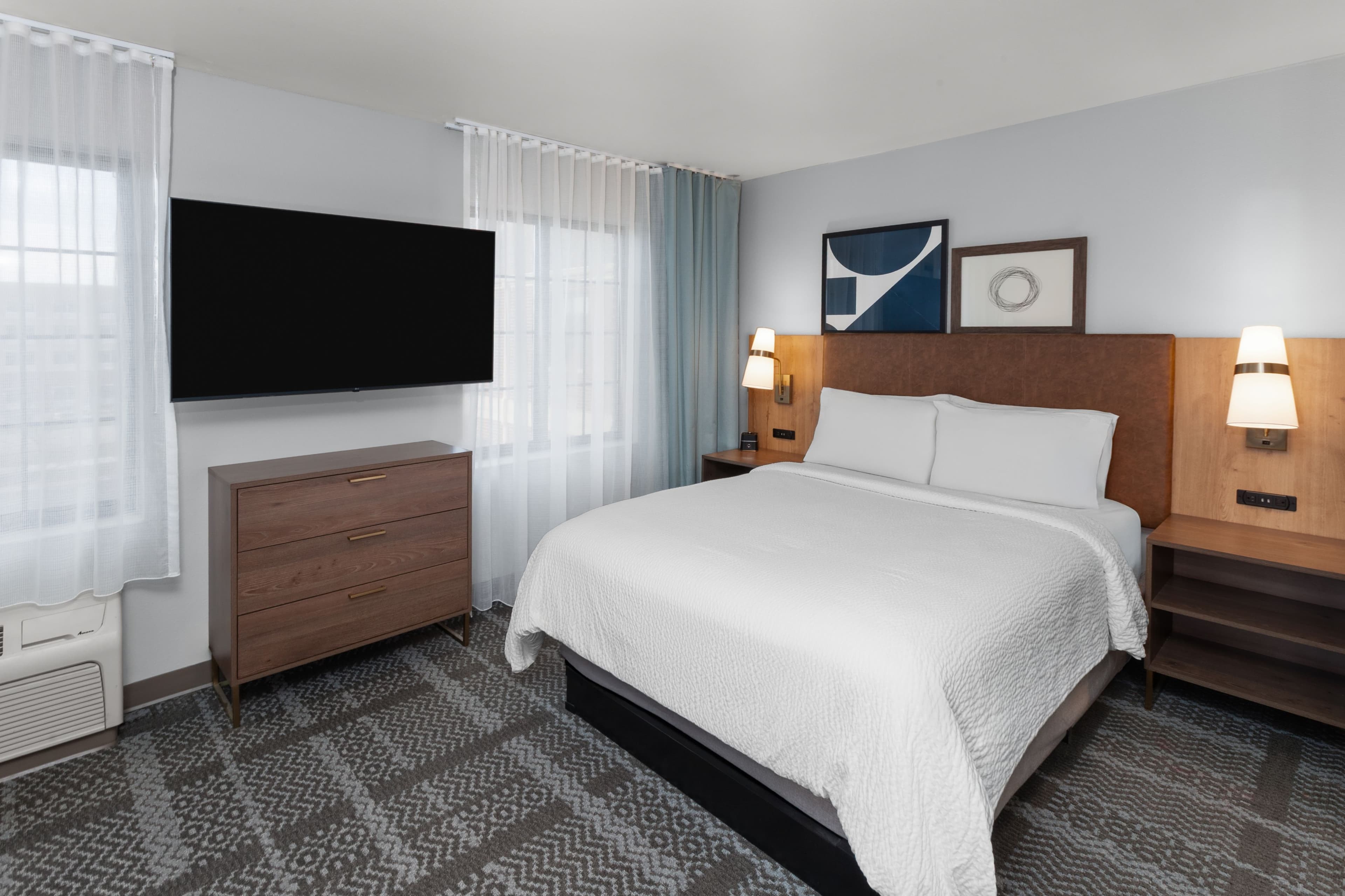 Staybridge Suites Lansing-Okemos — 2