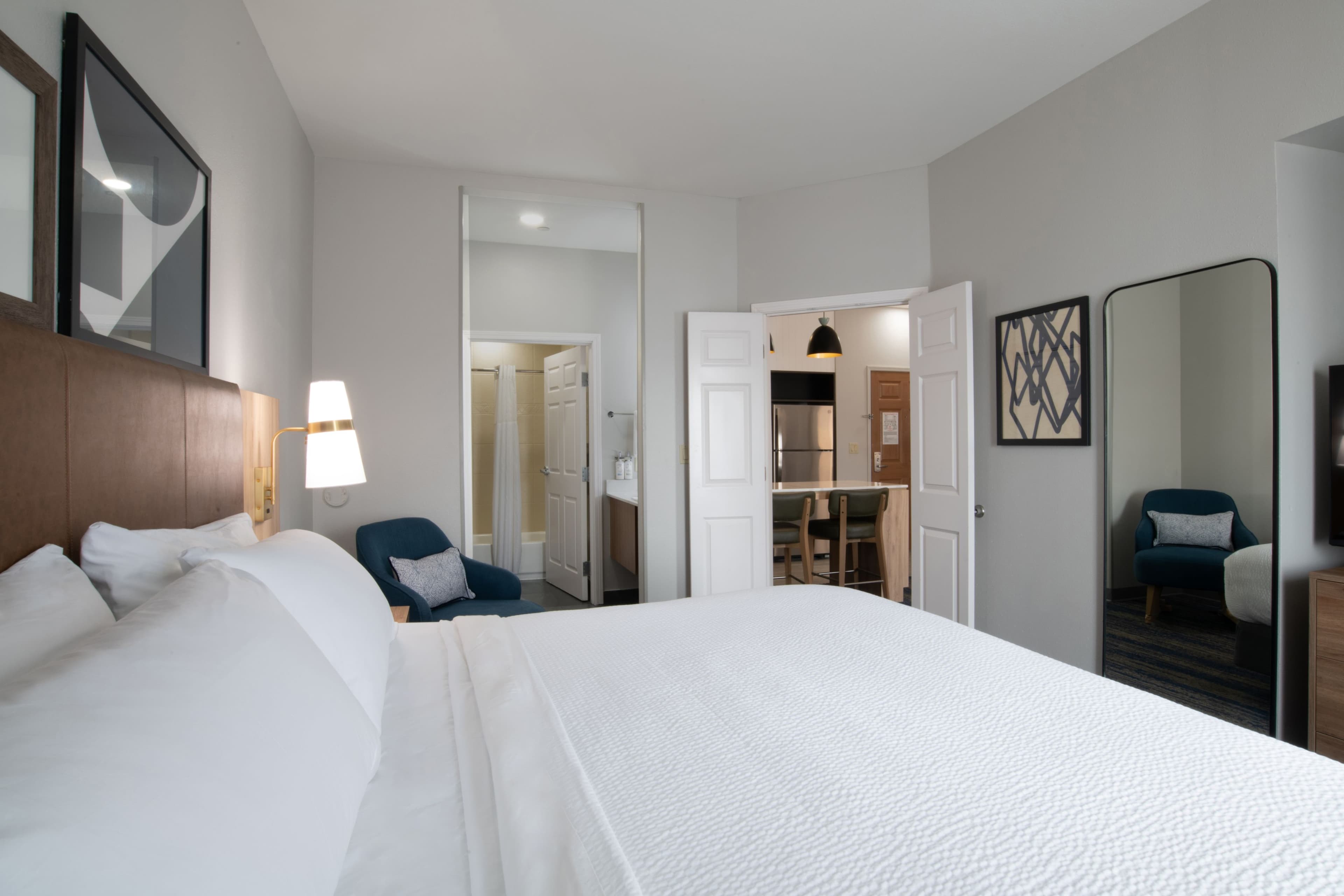 Staybridge Suites Oklahoma City Airport - Image 4