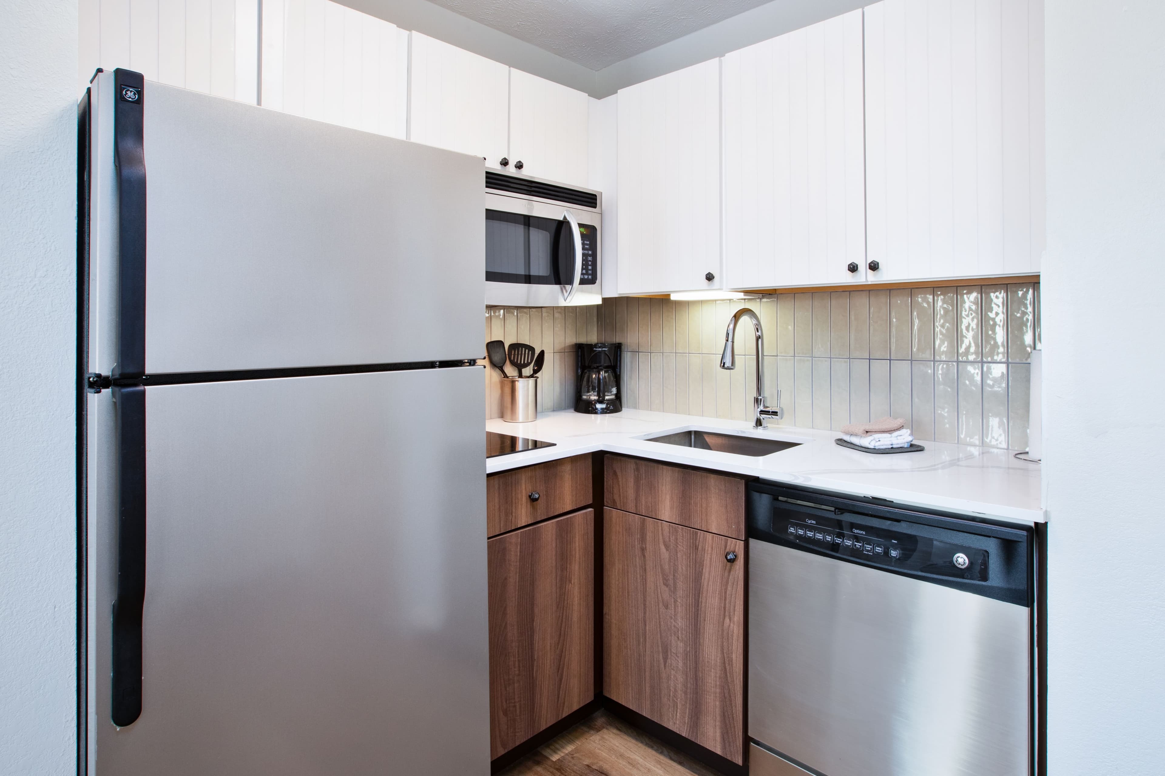 Staybridge Suites Omaha 80th and Dodge - Image 3