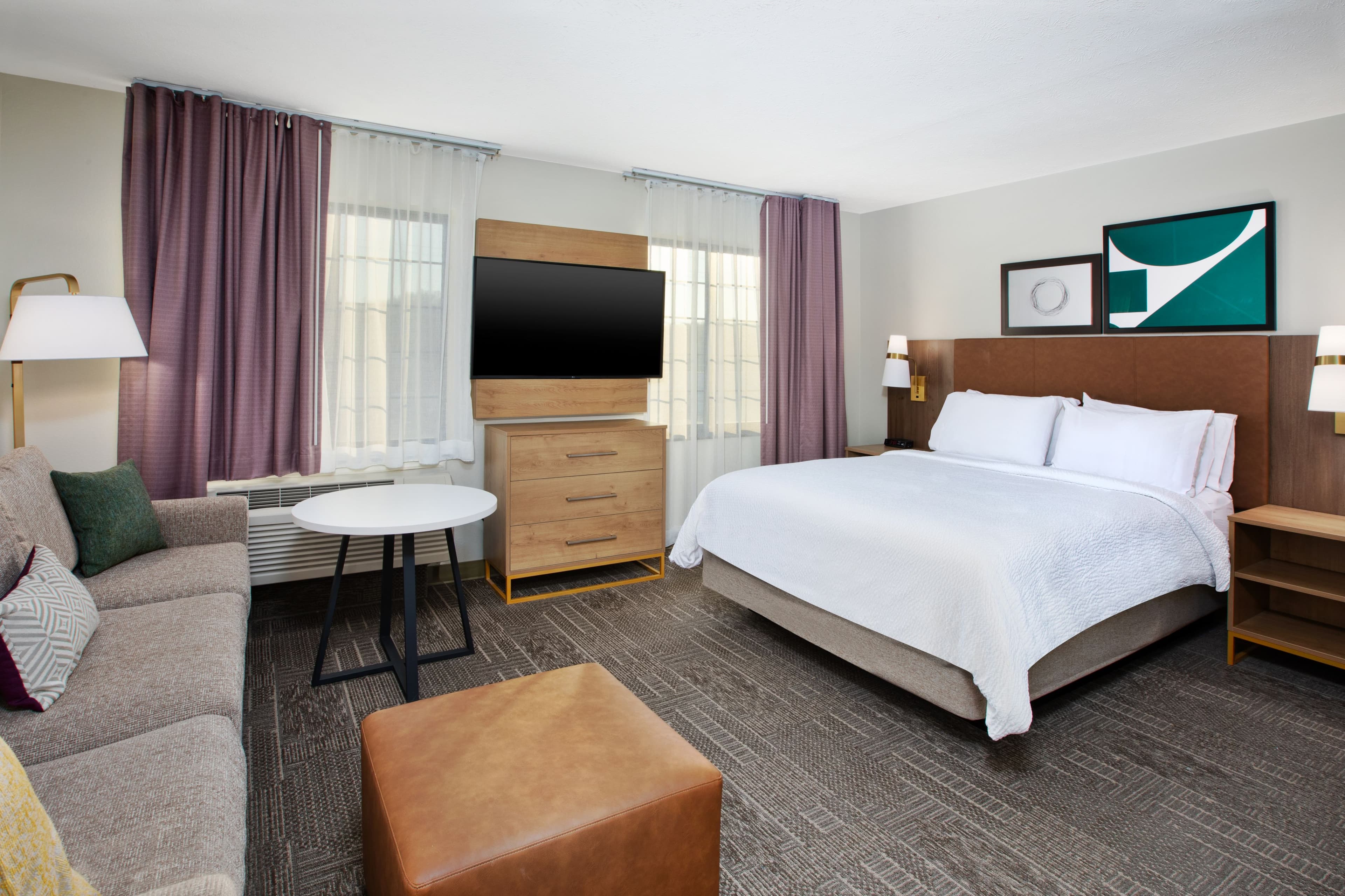 Staybridge Suites Omaha 80th and Dodge - Image 5