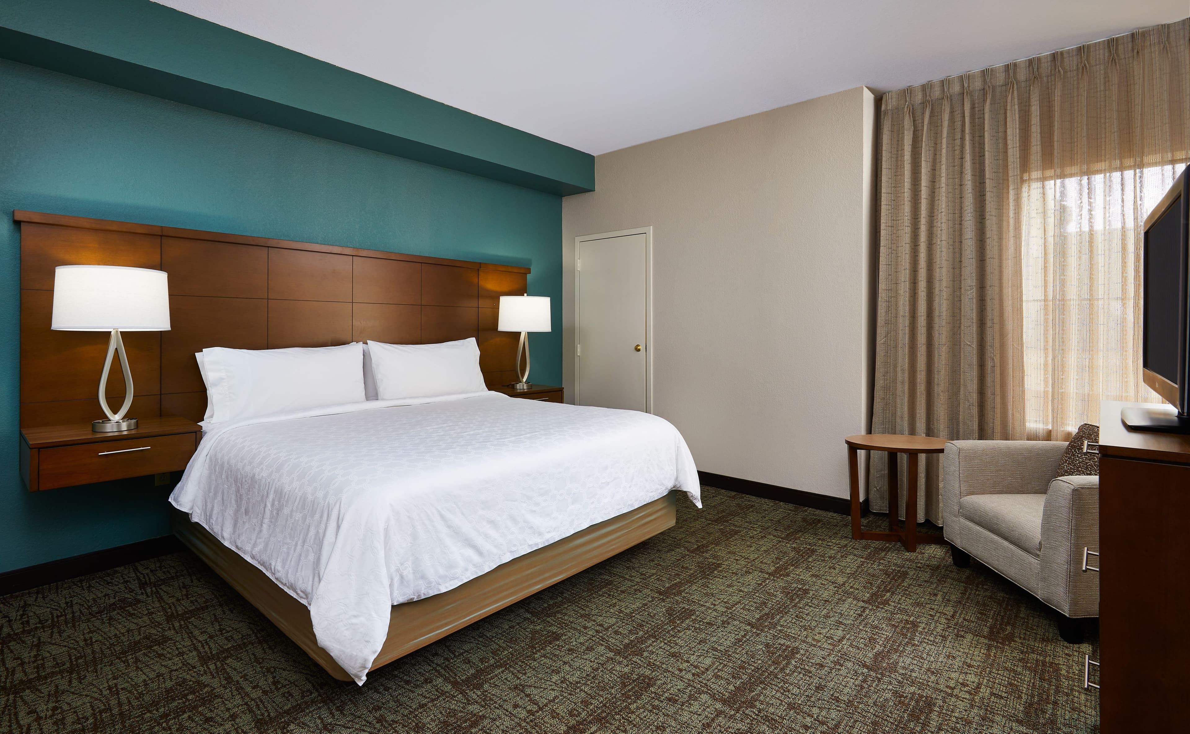 Staybridge Suites Orlando Airport South - Image 2