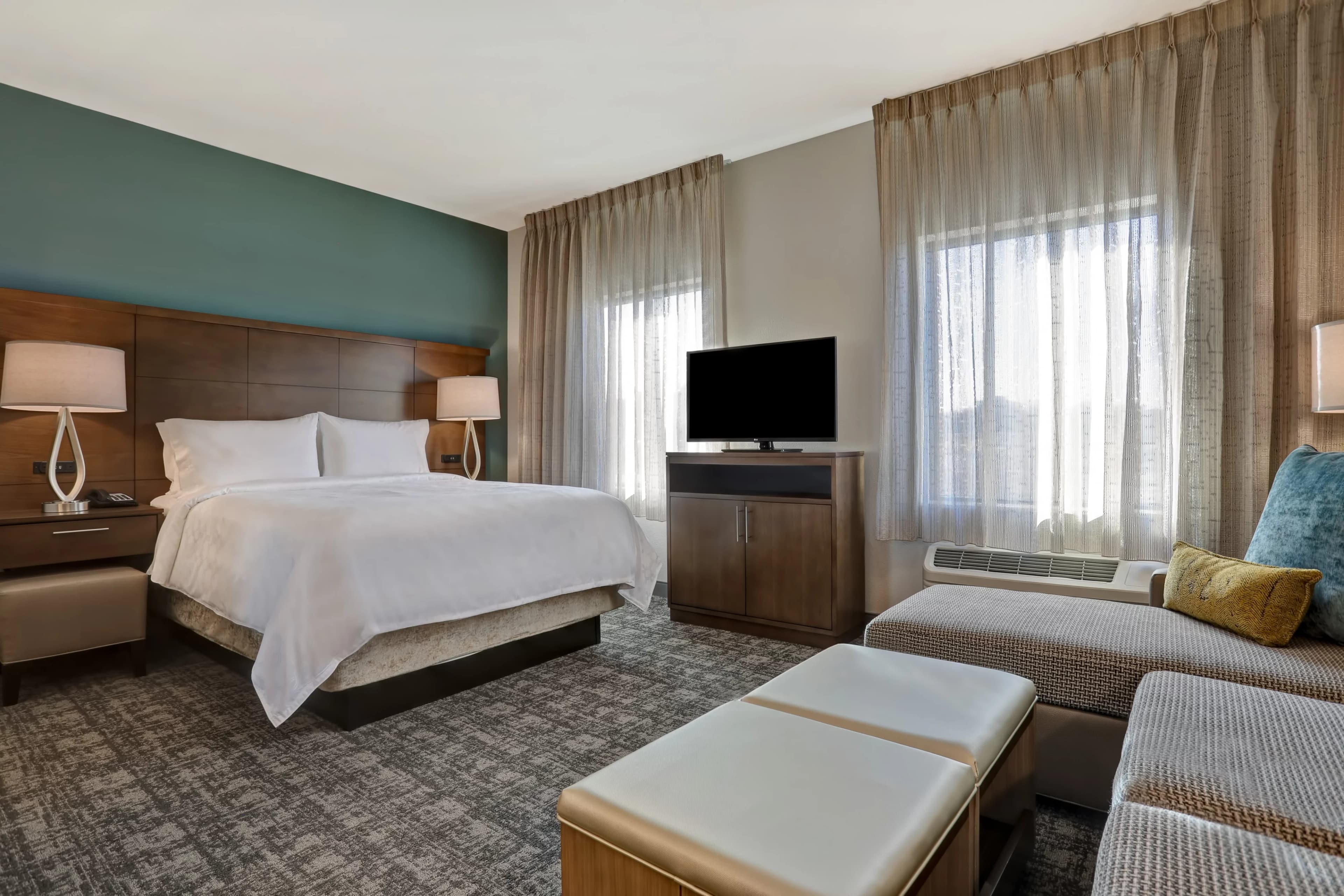 Staybridge Suites Overland Park-Kansas City Area — 7