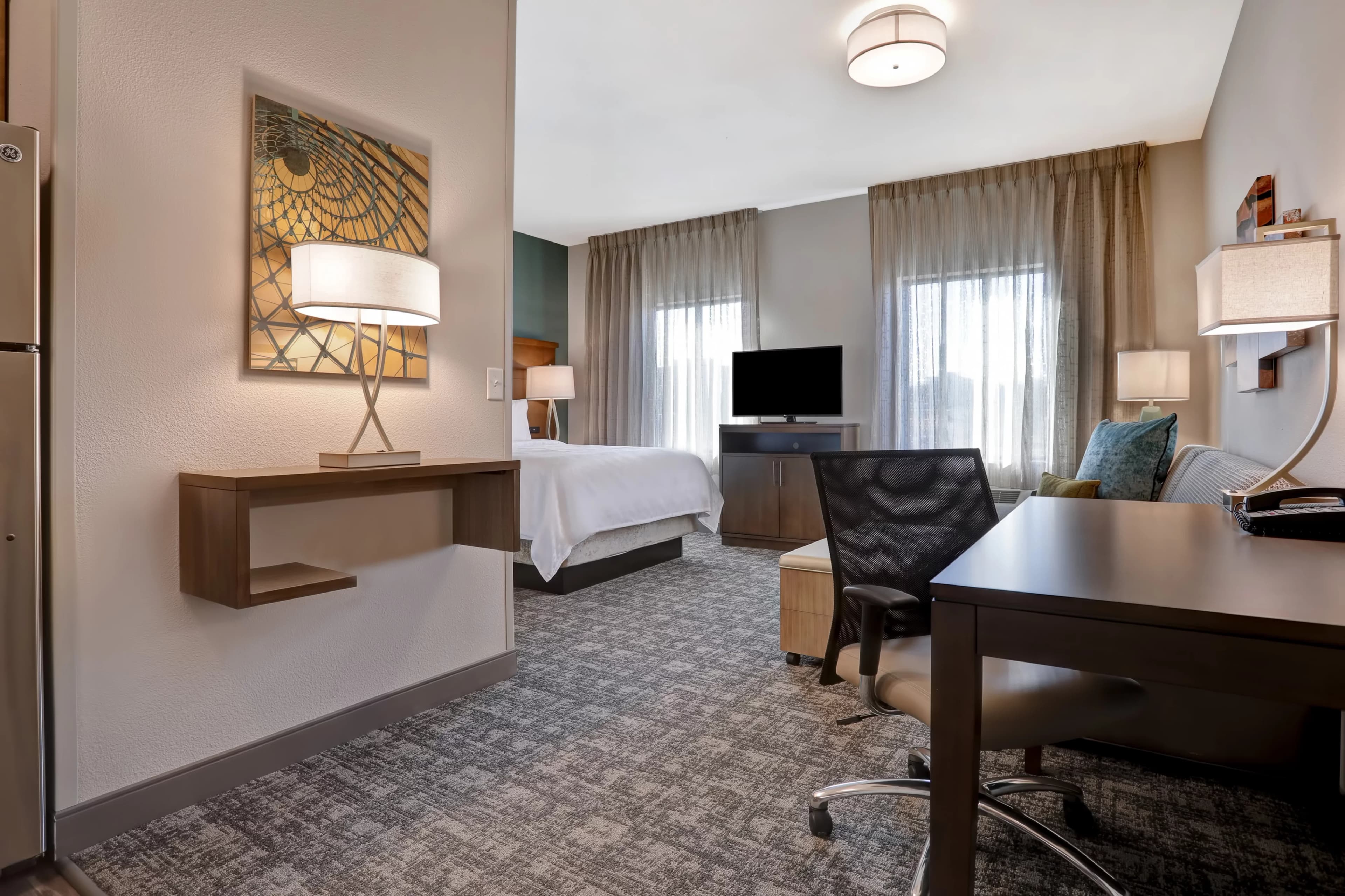Staybridge Suites Overland Park-Kansas City Area — 6