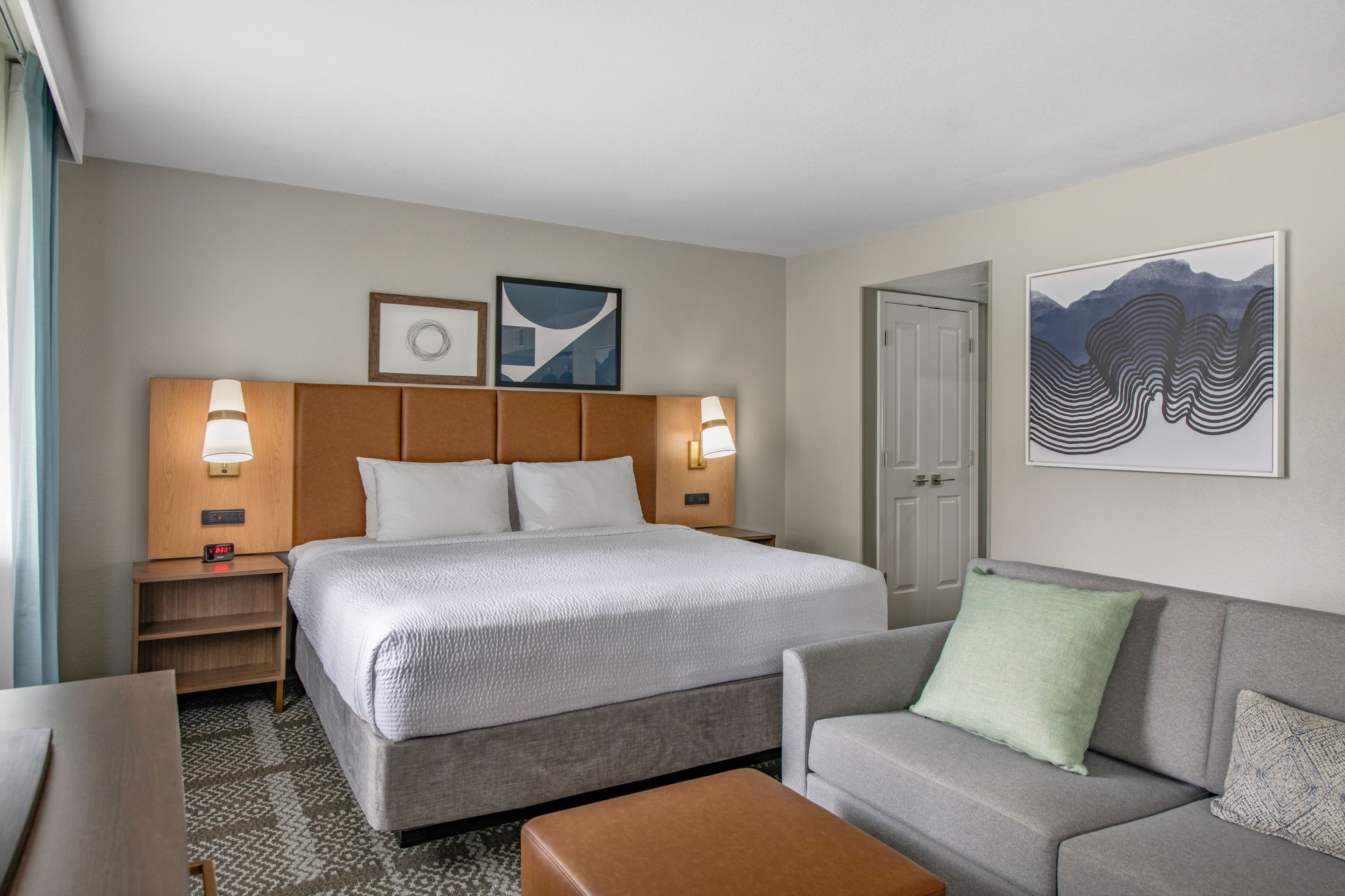 Staybridge Suites Oxnard - River Ridge — 11