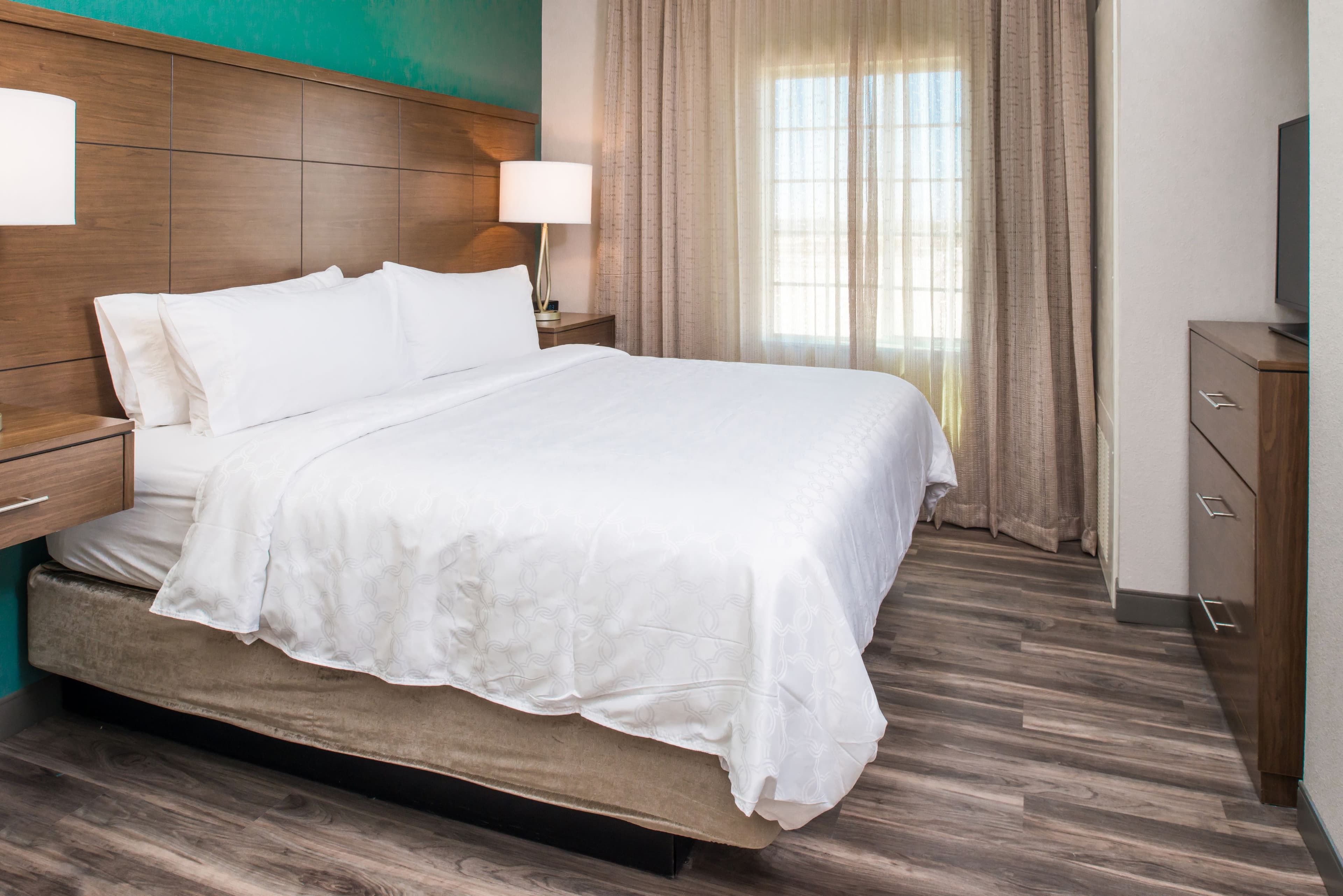 Staybridge Suites Pecos — 26