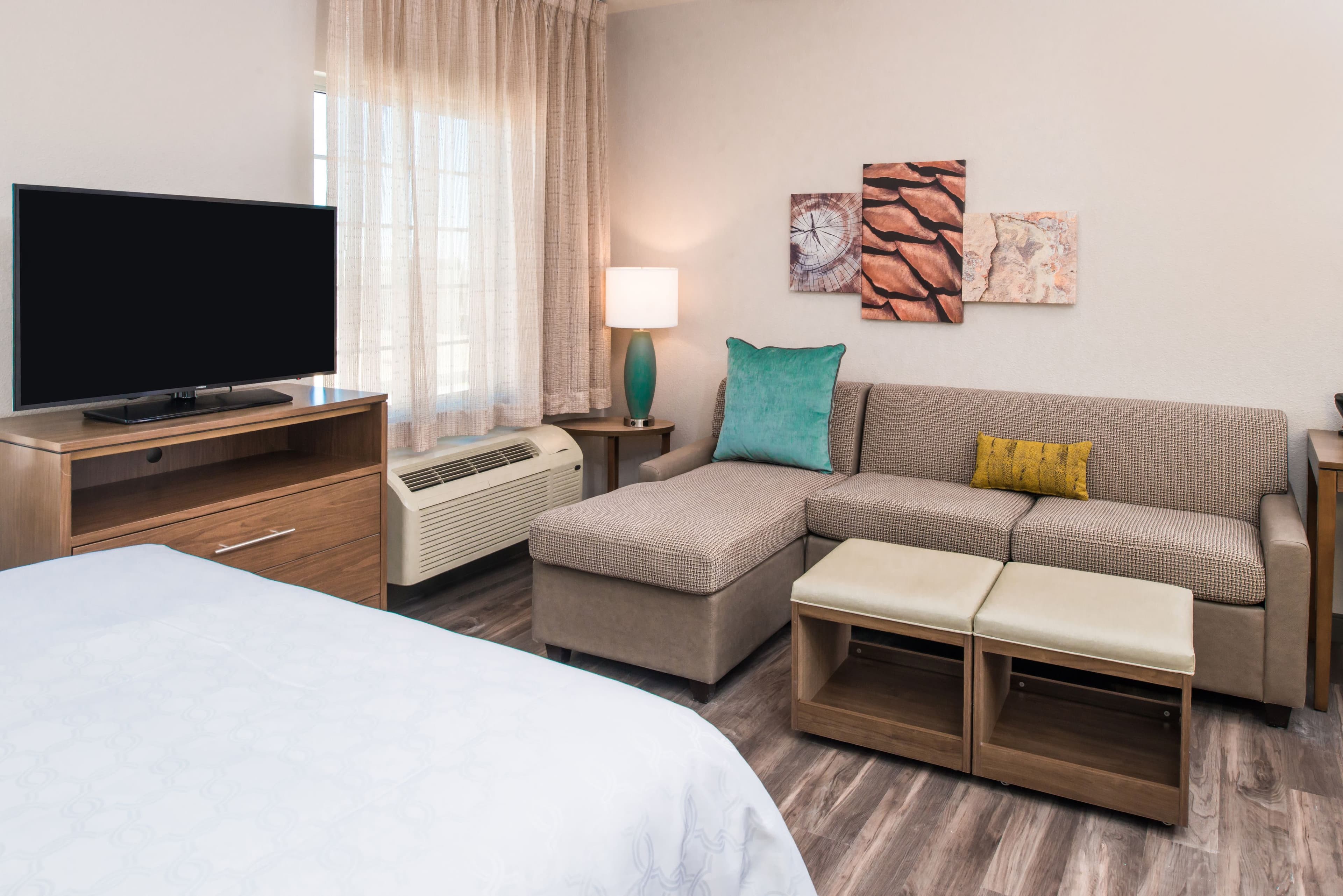 Staybridge Suites Pecos — 14