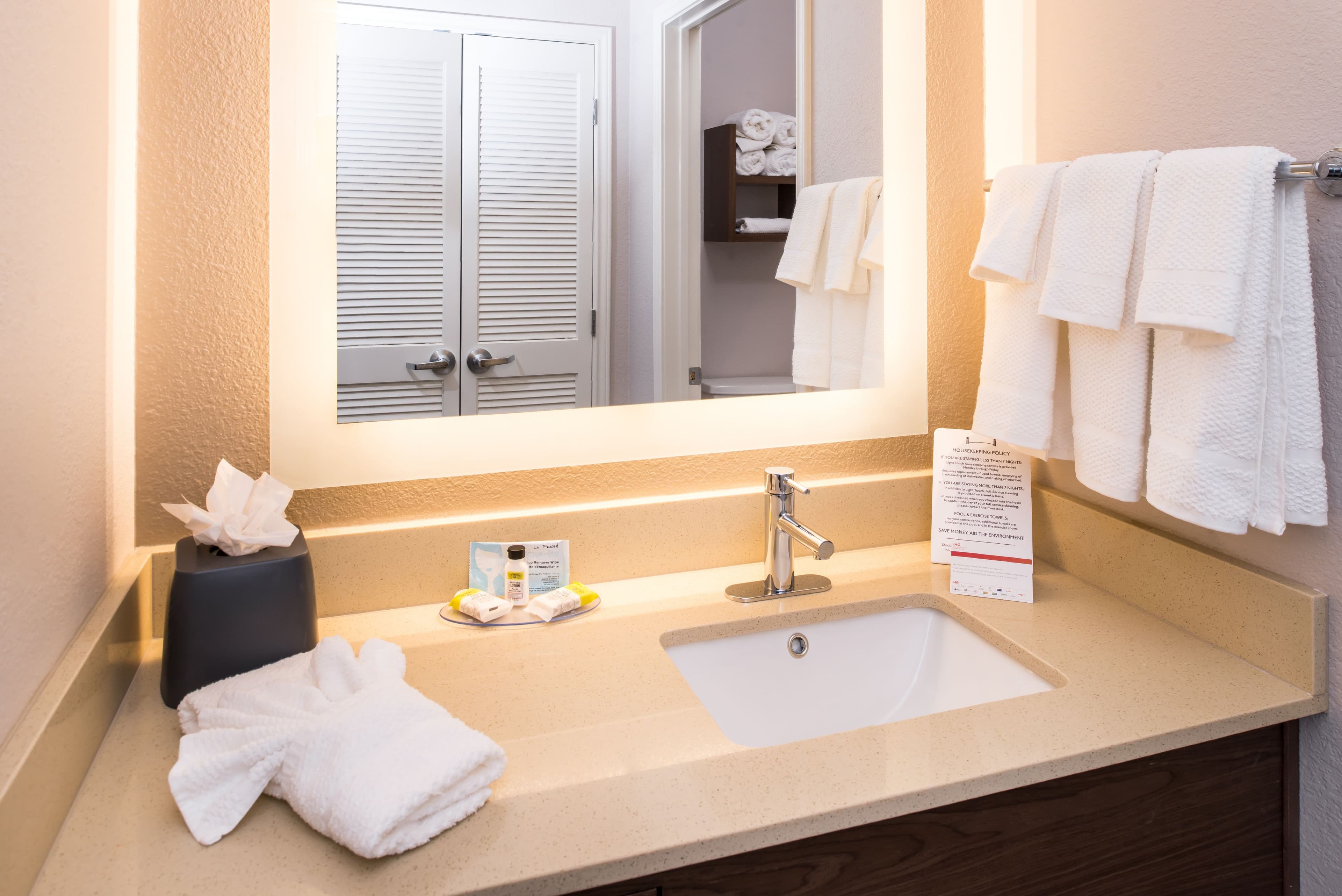 Staybridge Suites Pecos — 40