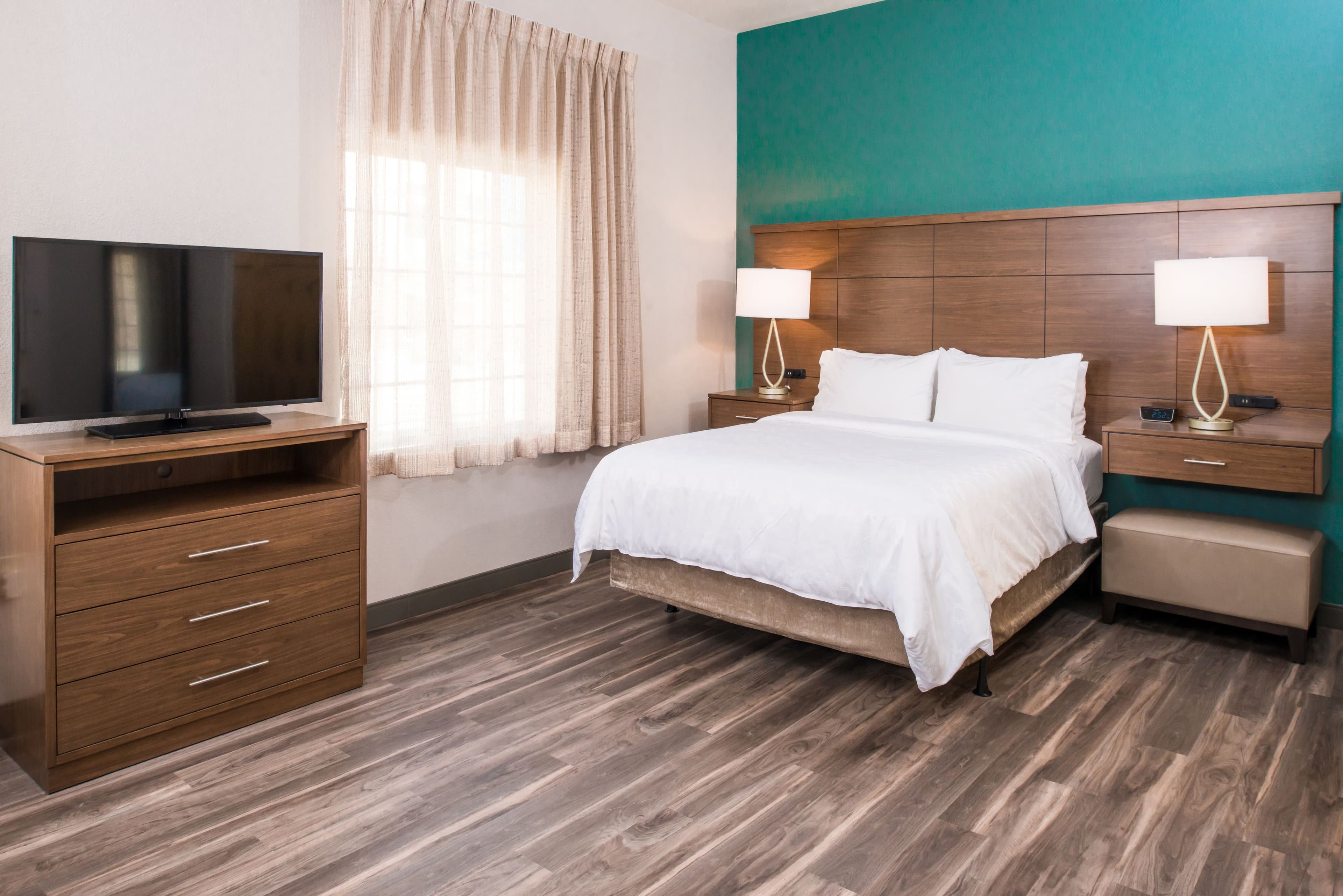 Staybridge Suites Pecos — 17