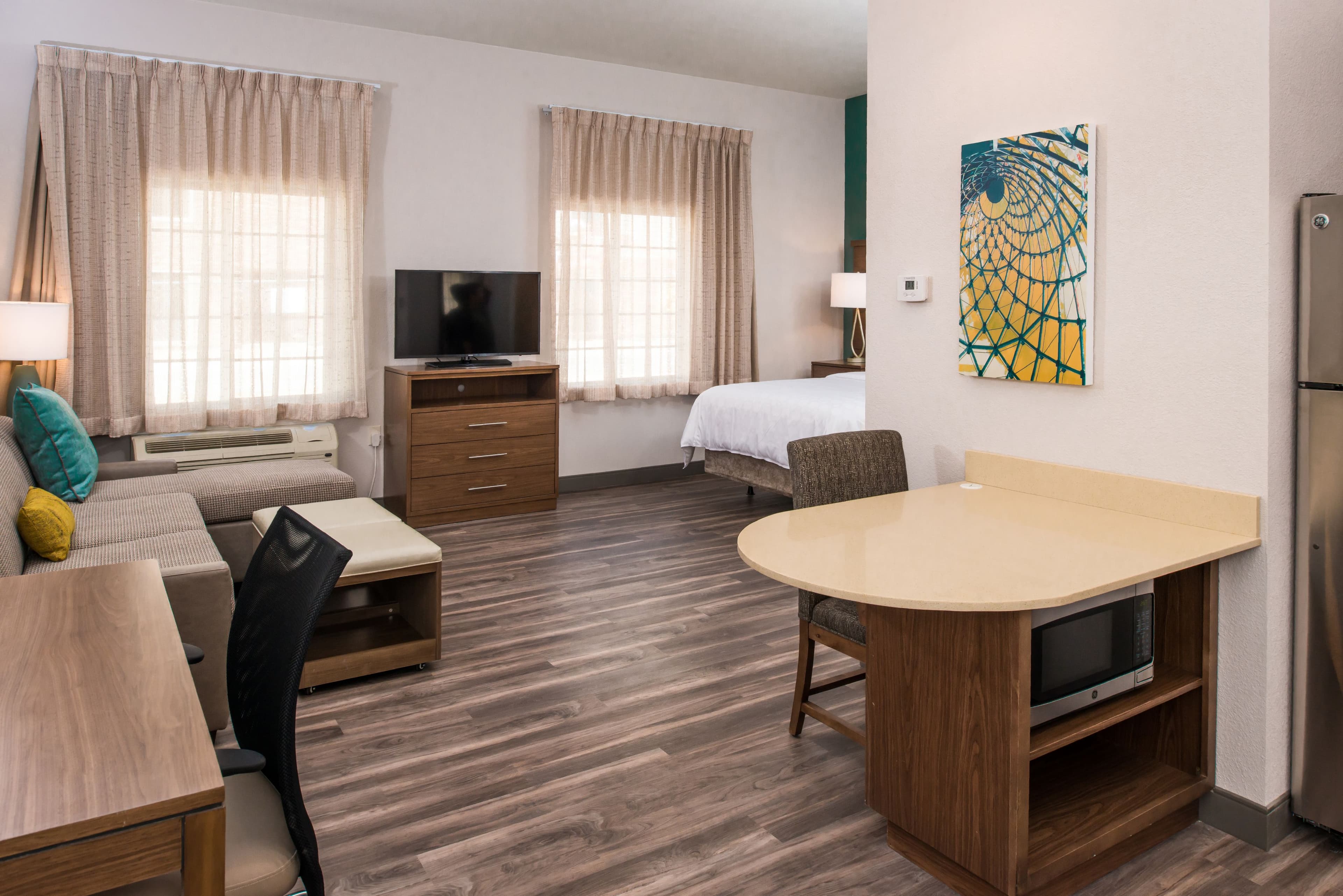 Staybridge Suites Pecos — 22
