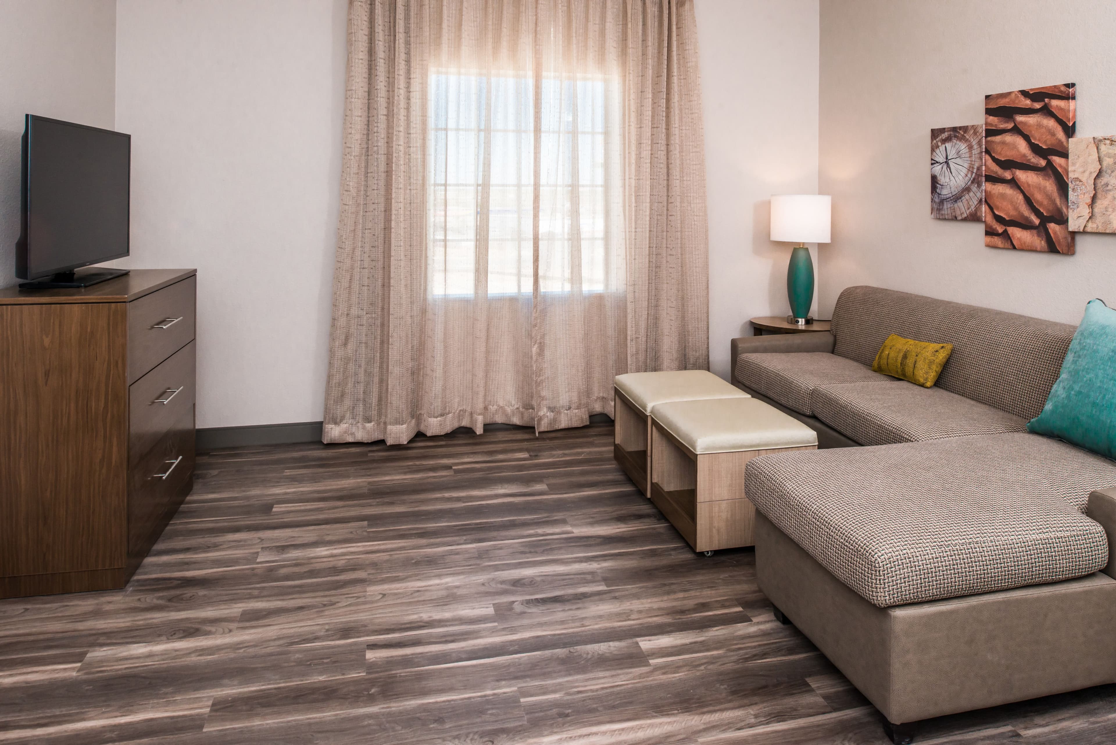 Staybridge Suites Pecos — 36