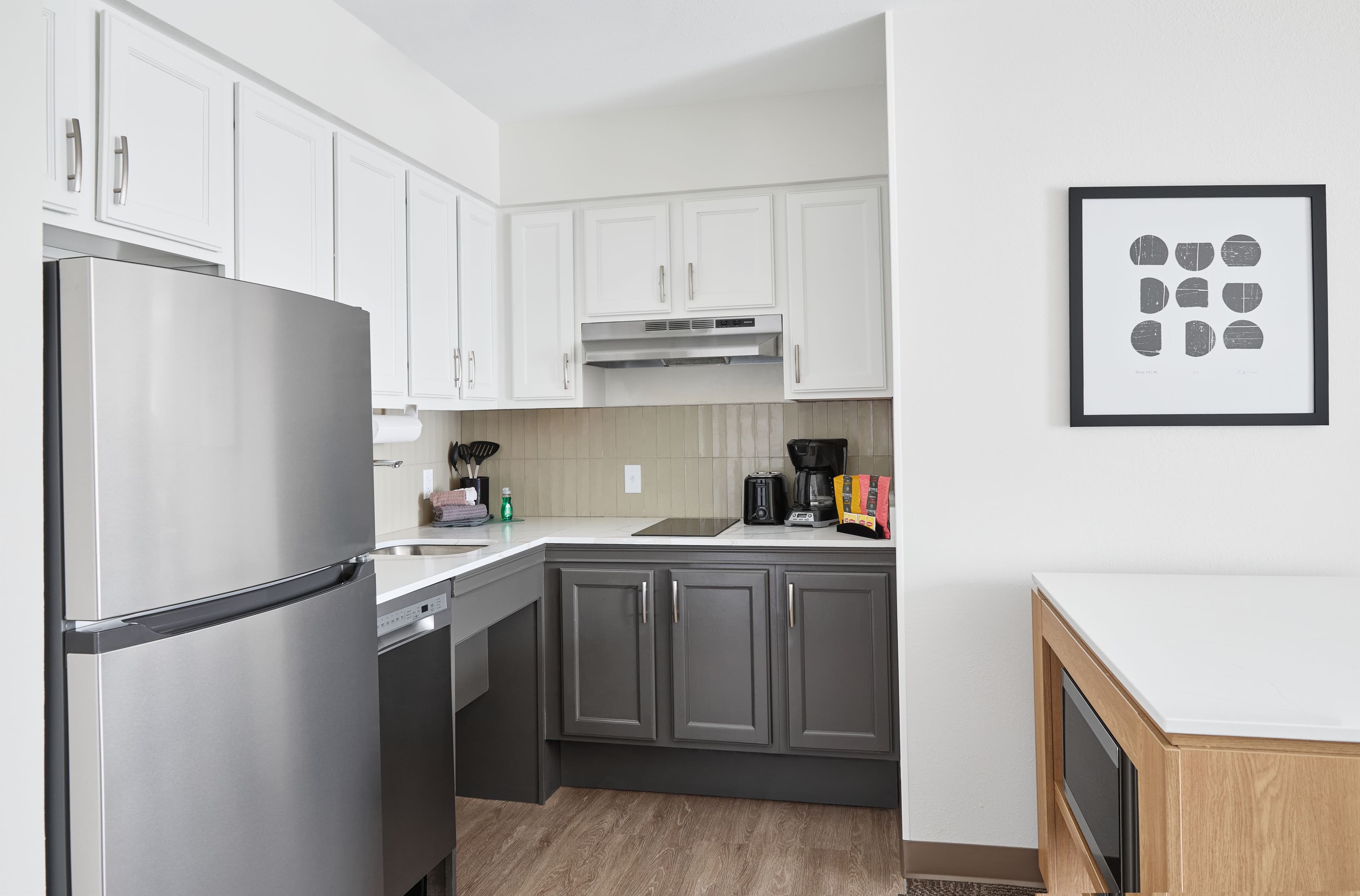 Staybridge Suites Peoria-Downtown — 6
