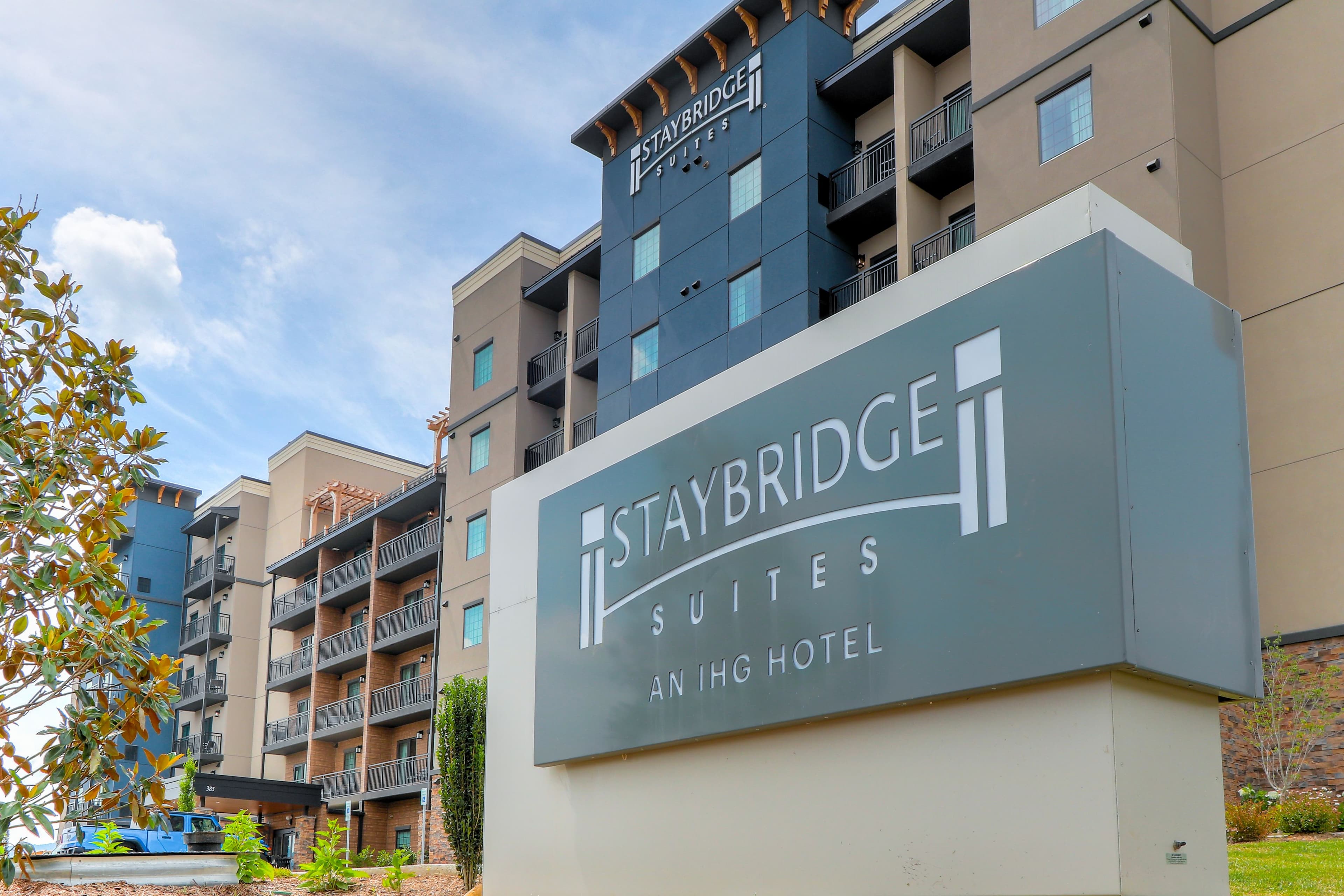 Staybridge Suites Pigeon Forge - Smoky Mtns - Image 1