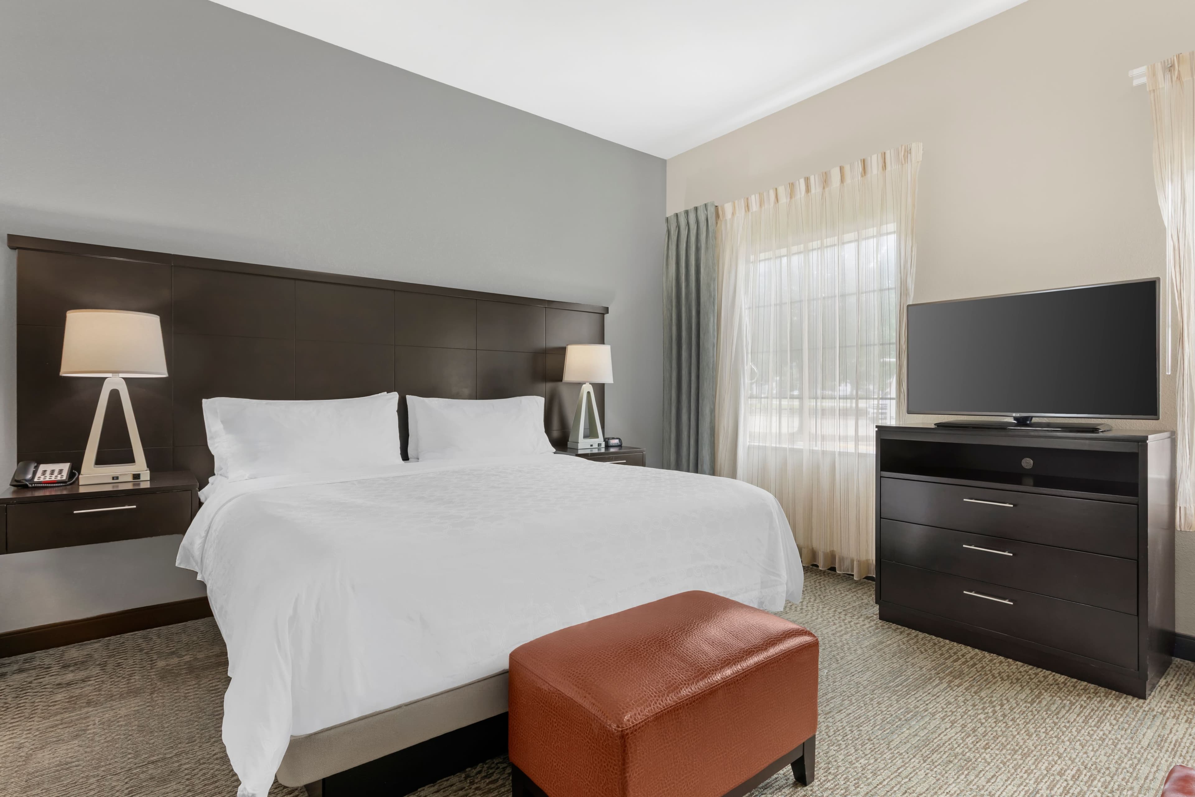 Staybridge Suites Plano North - Frisco — 5