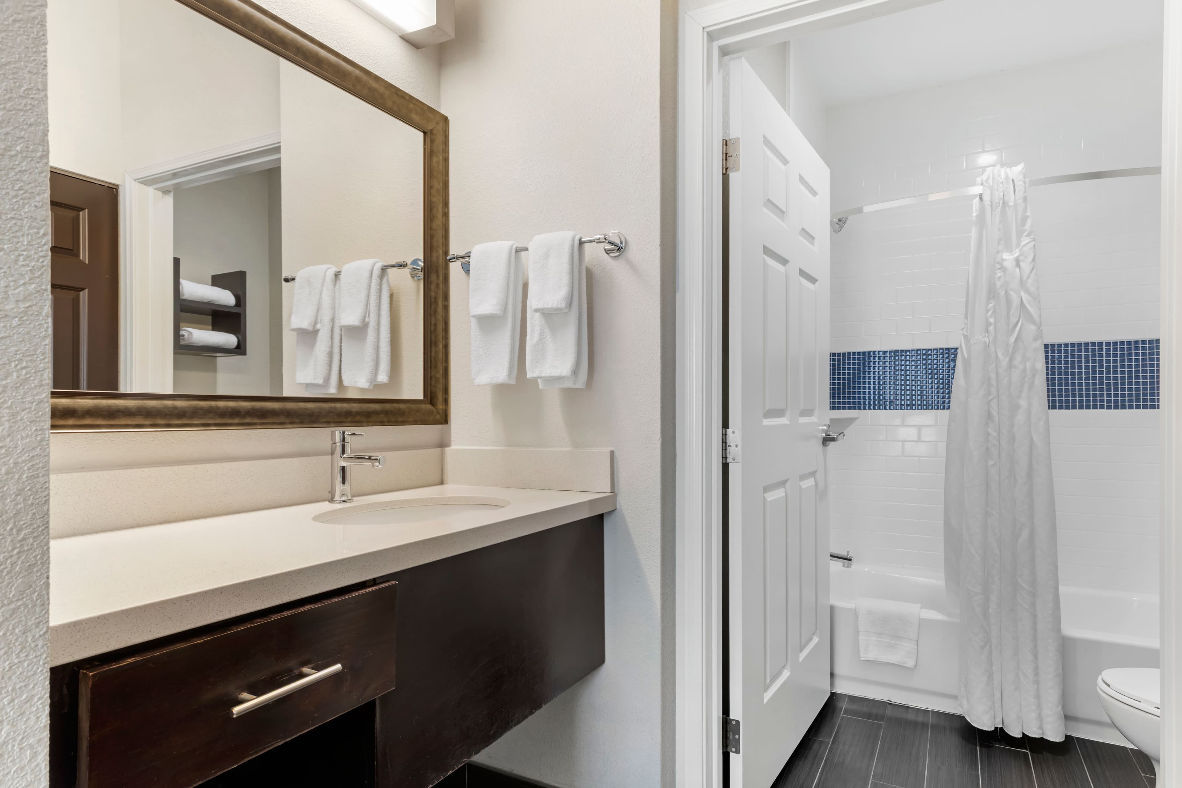 Staybridge Suites Plano North - Frisco — 3