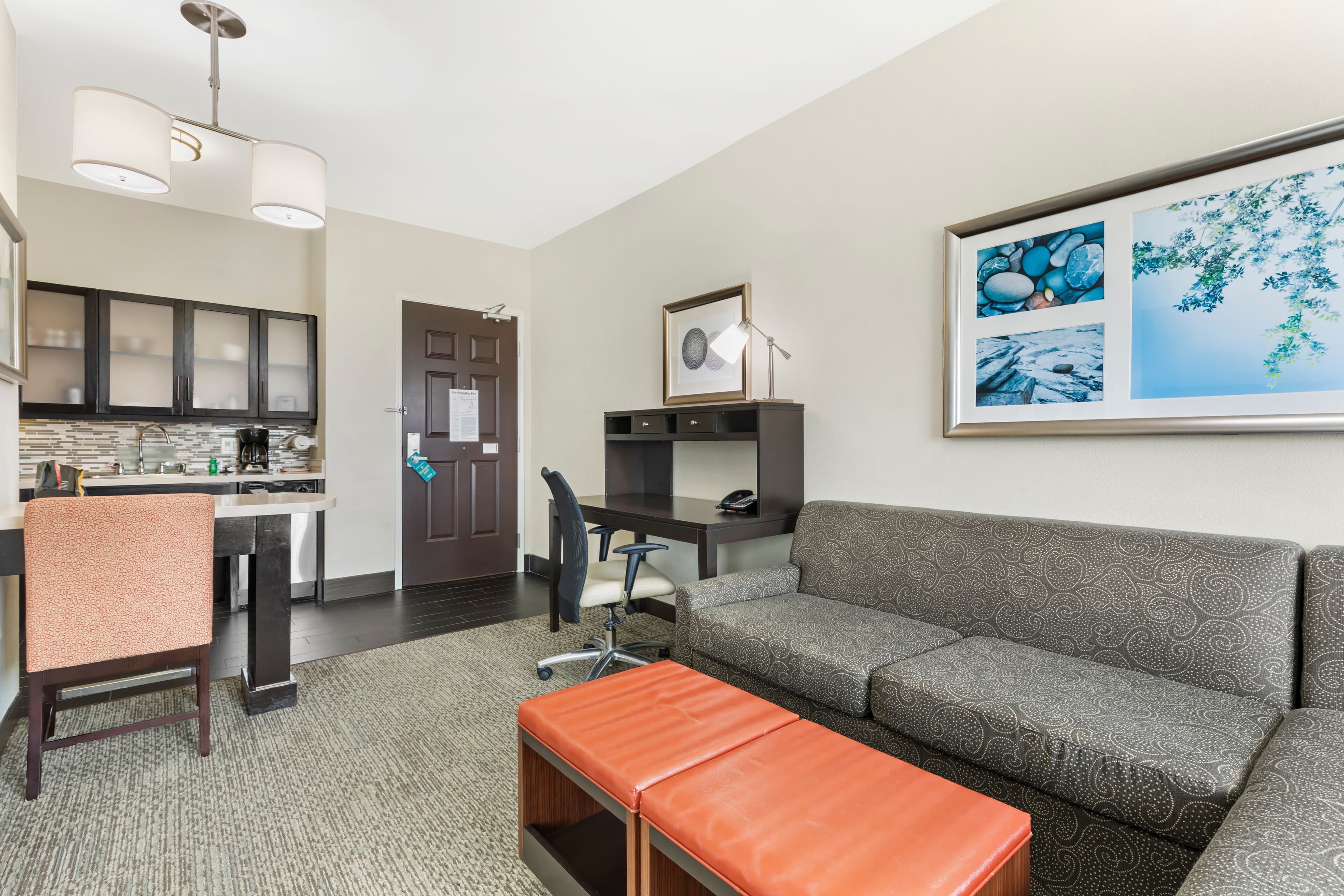 Staybridge Suites Plano North - Frisco — 11