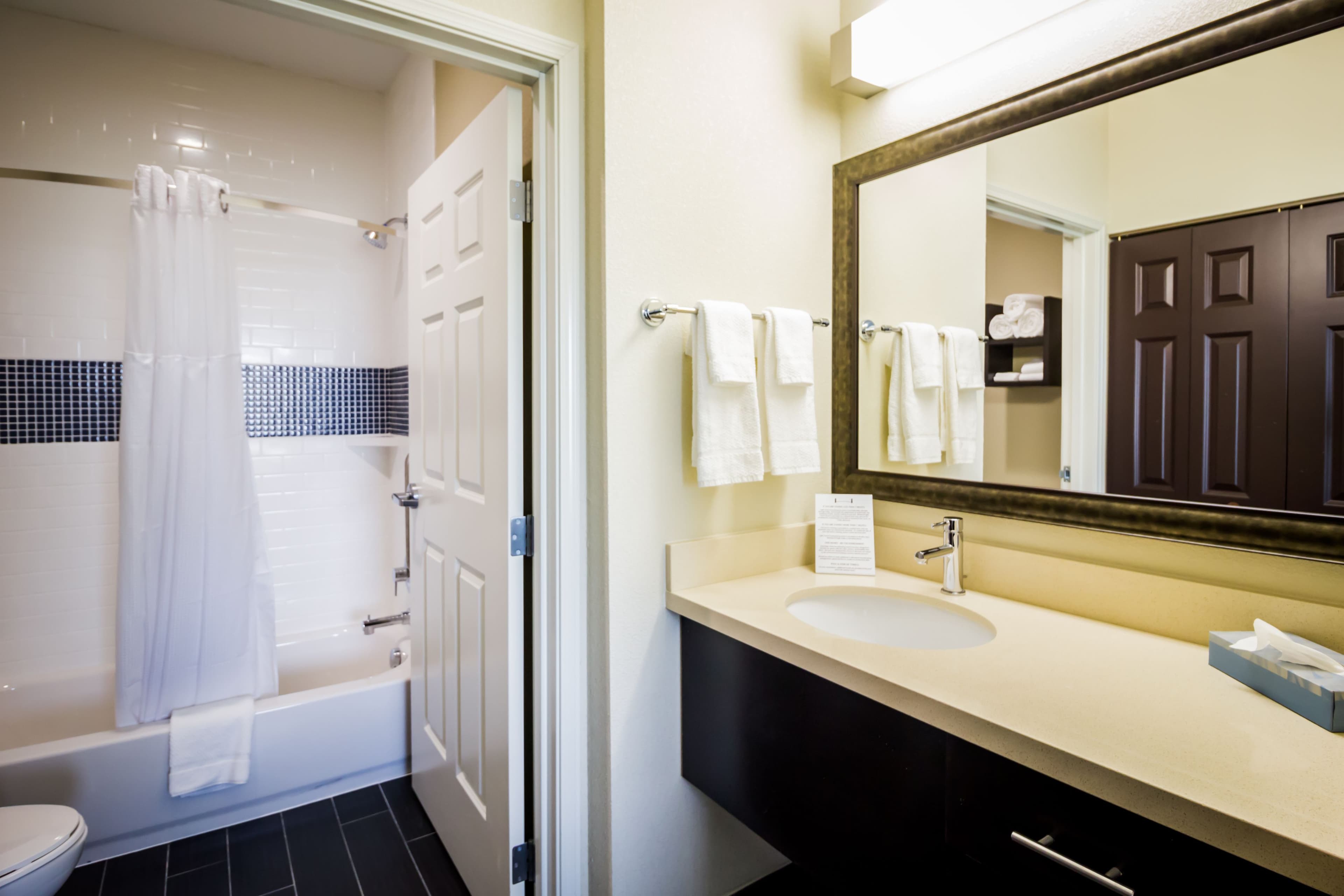 Staybridge Suites Plano North - Frisco — 9