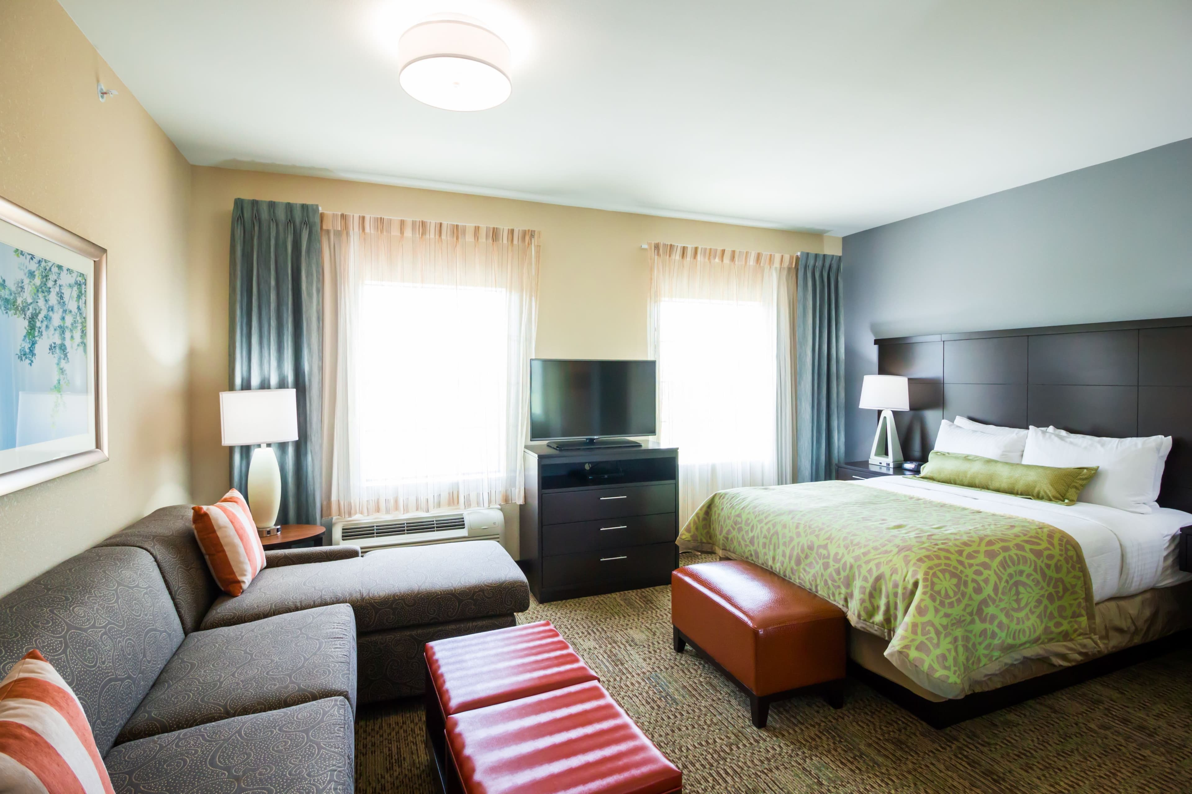 Staybridge Suites Plano North - Frisco - Image 4