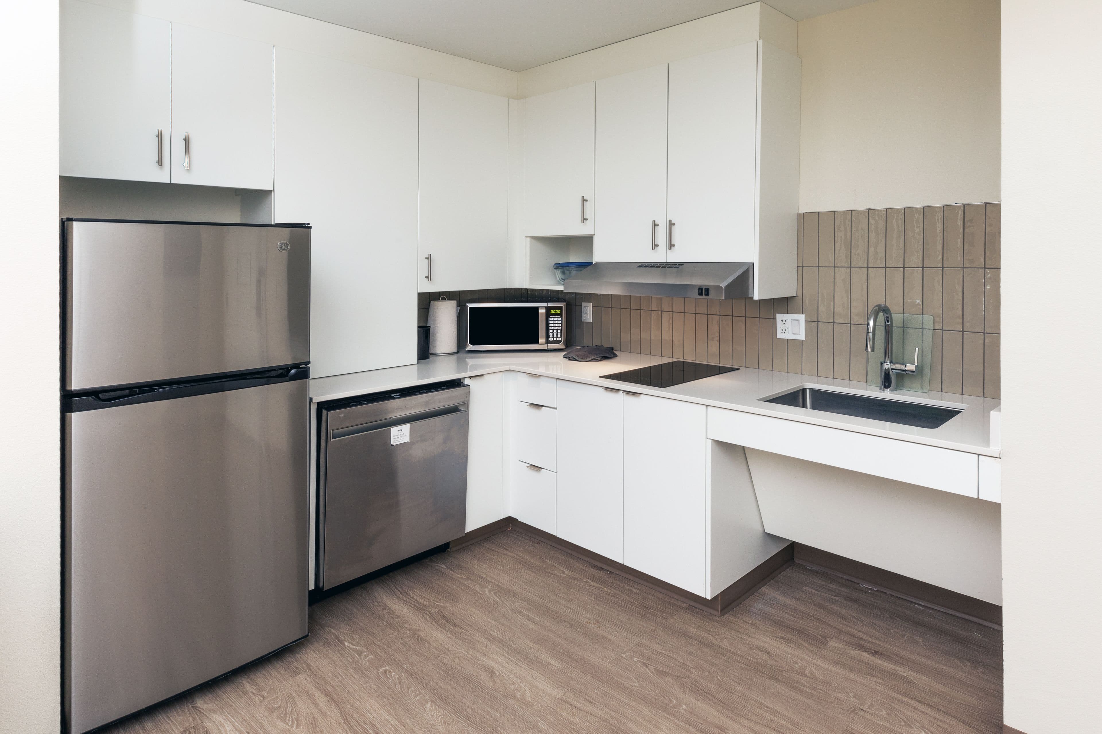 Staybridge Suites Portland — 10