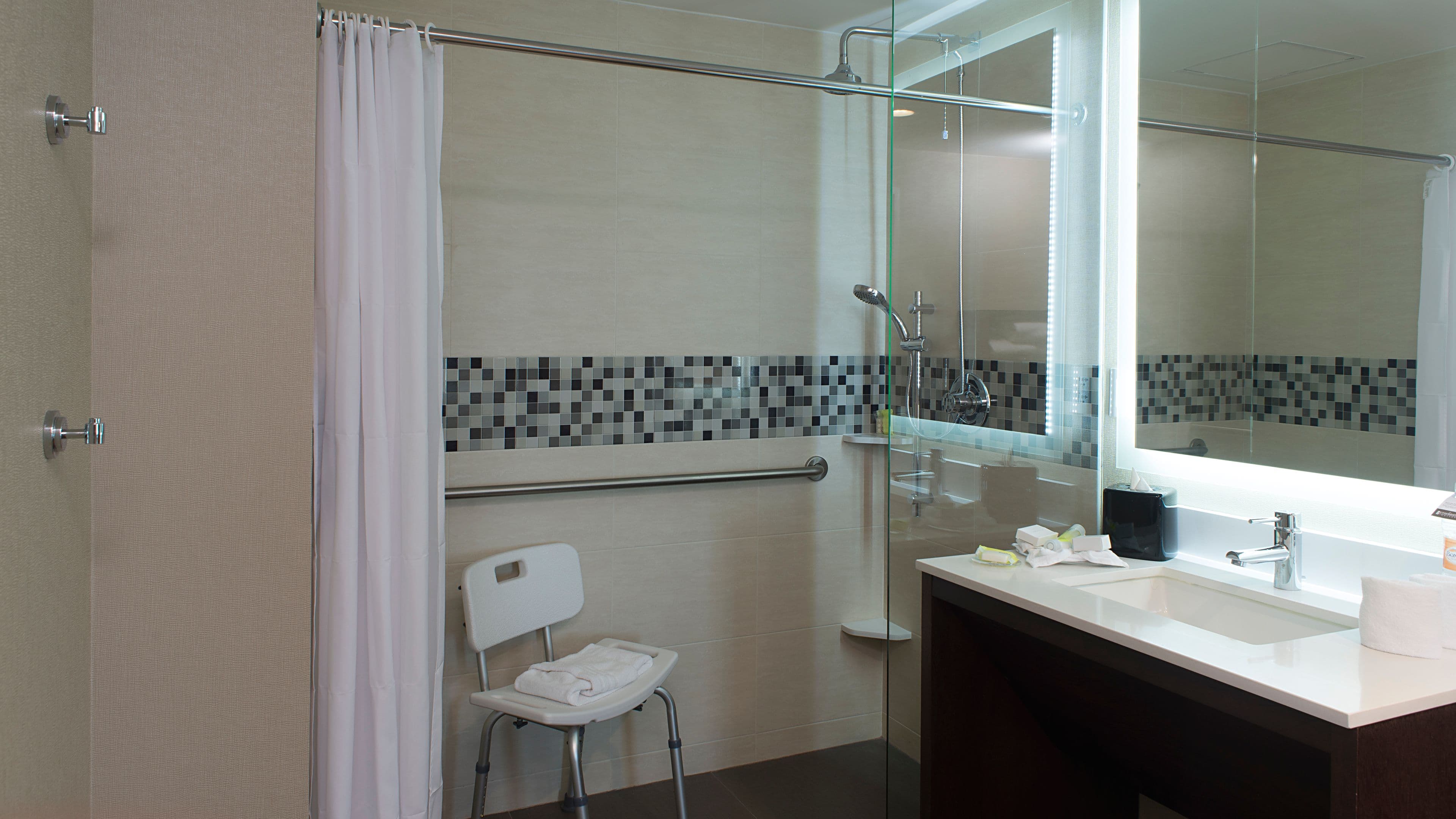 Staybridge Suites Puebla - Image 4