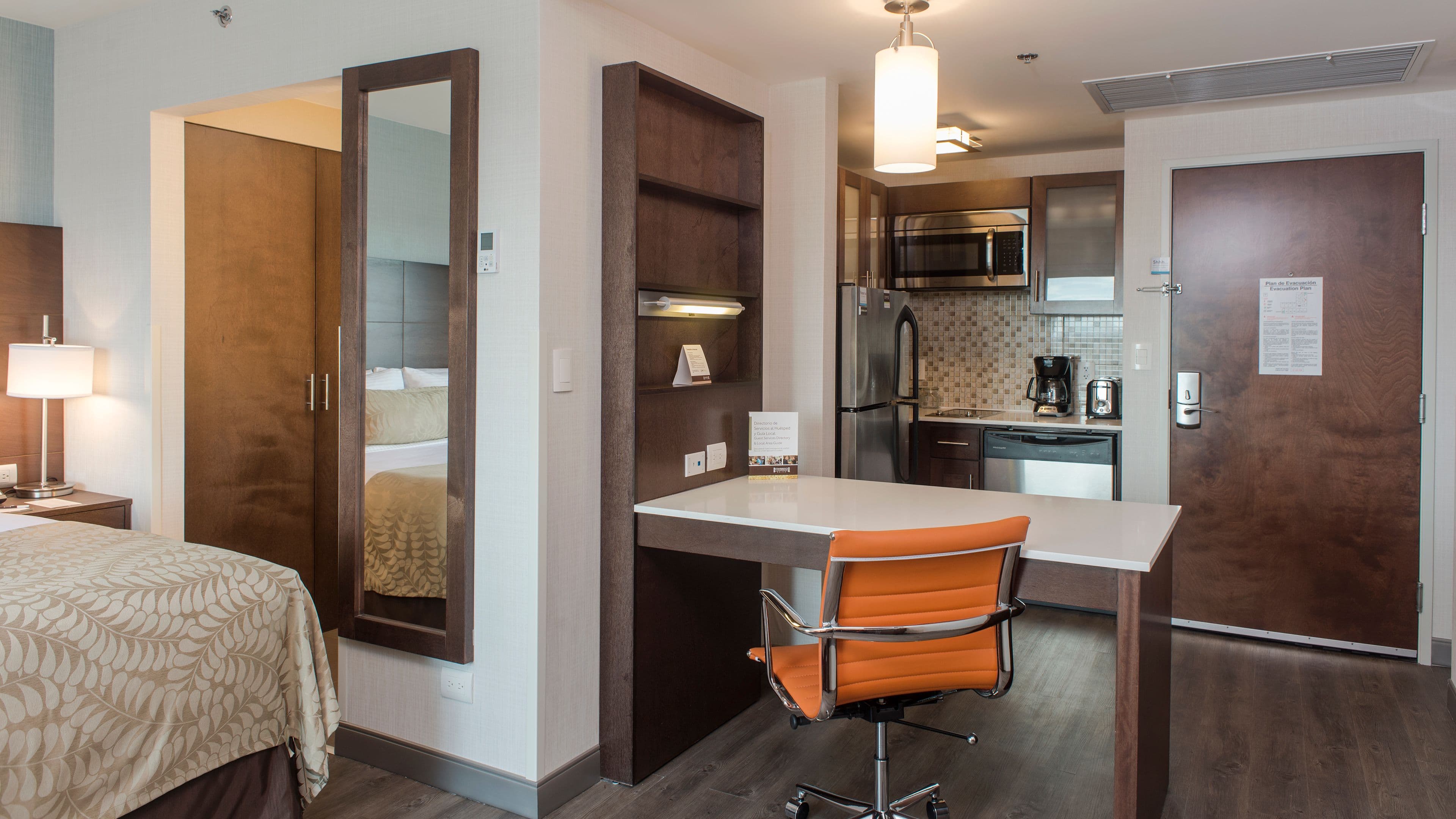 Staybridge Suites Puebla — 17