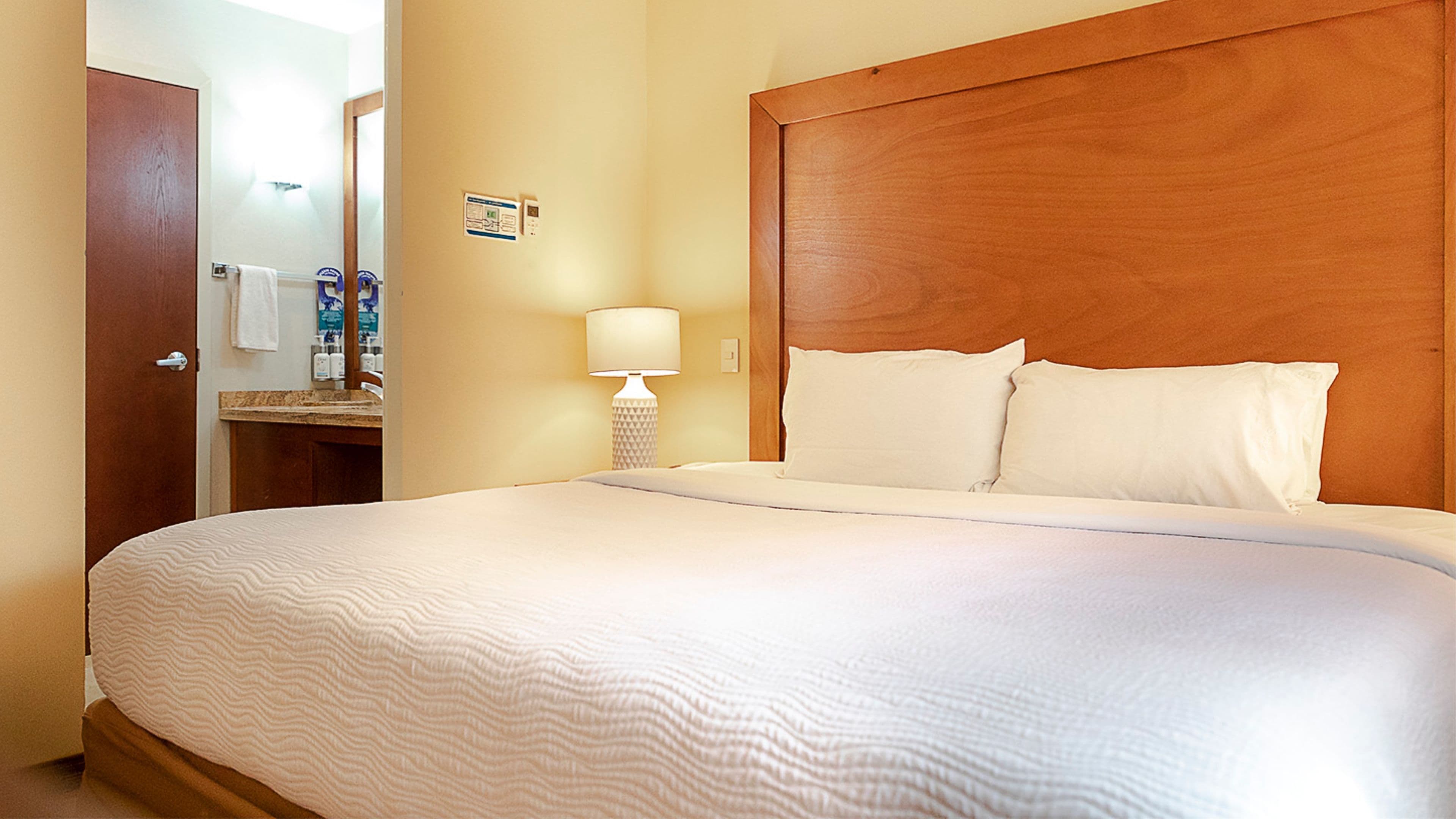 Staybridge Suites Queretaro — 14