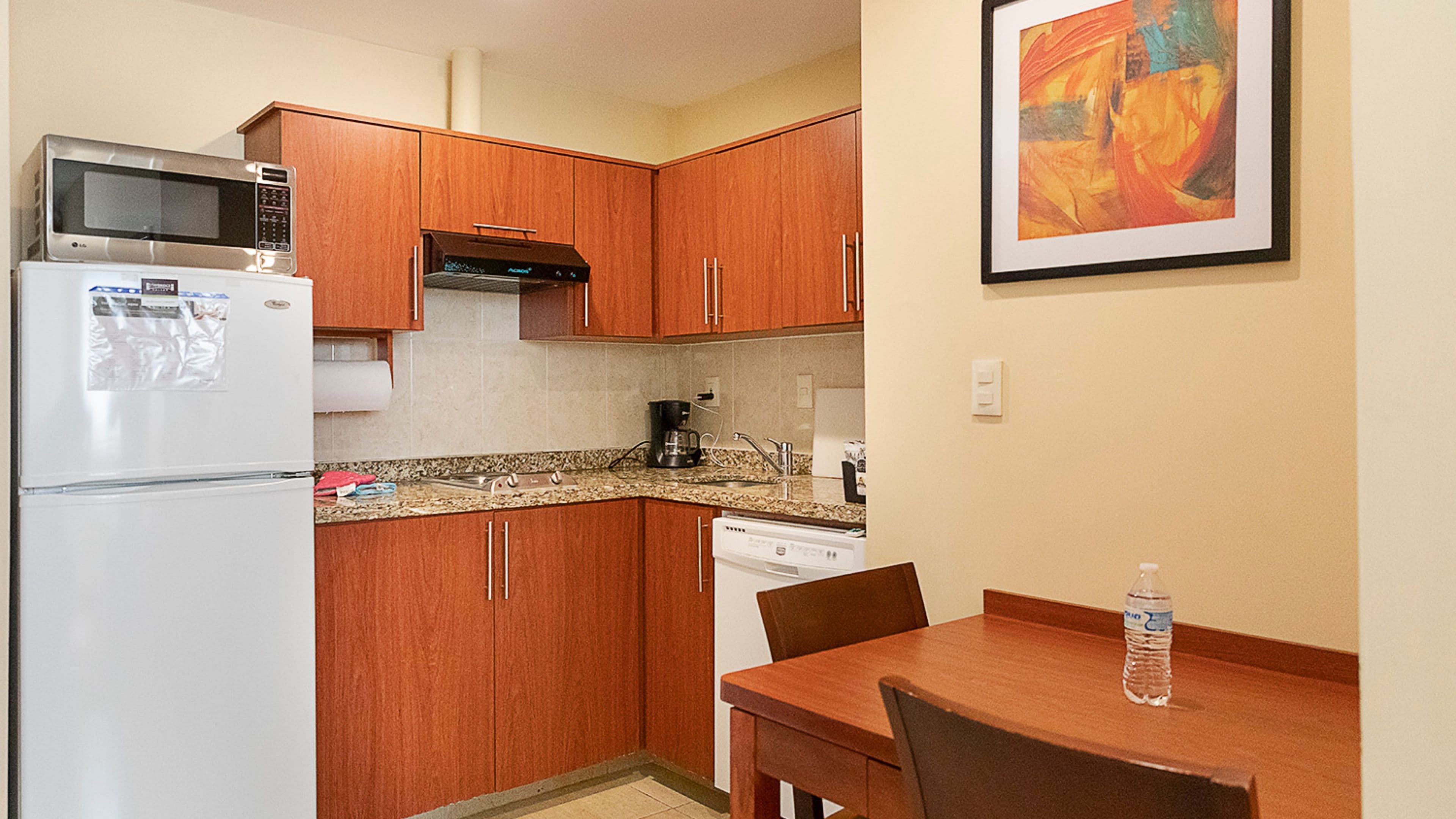 Staybridge Suites Queretaro — 13