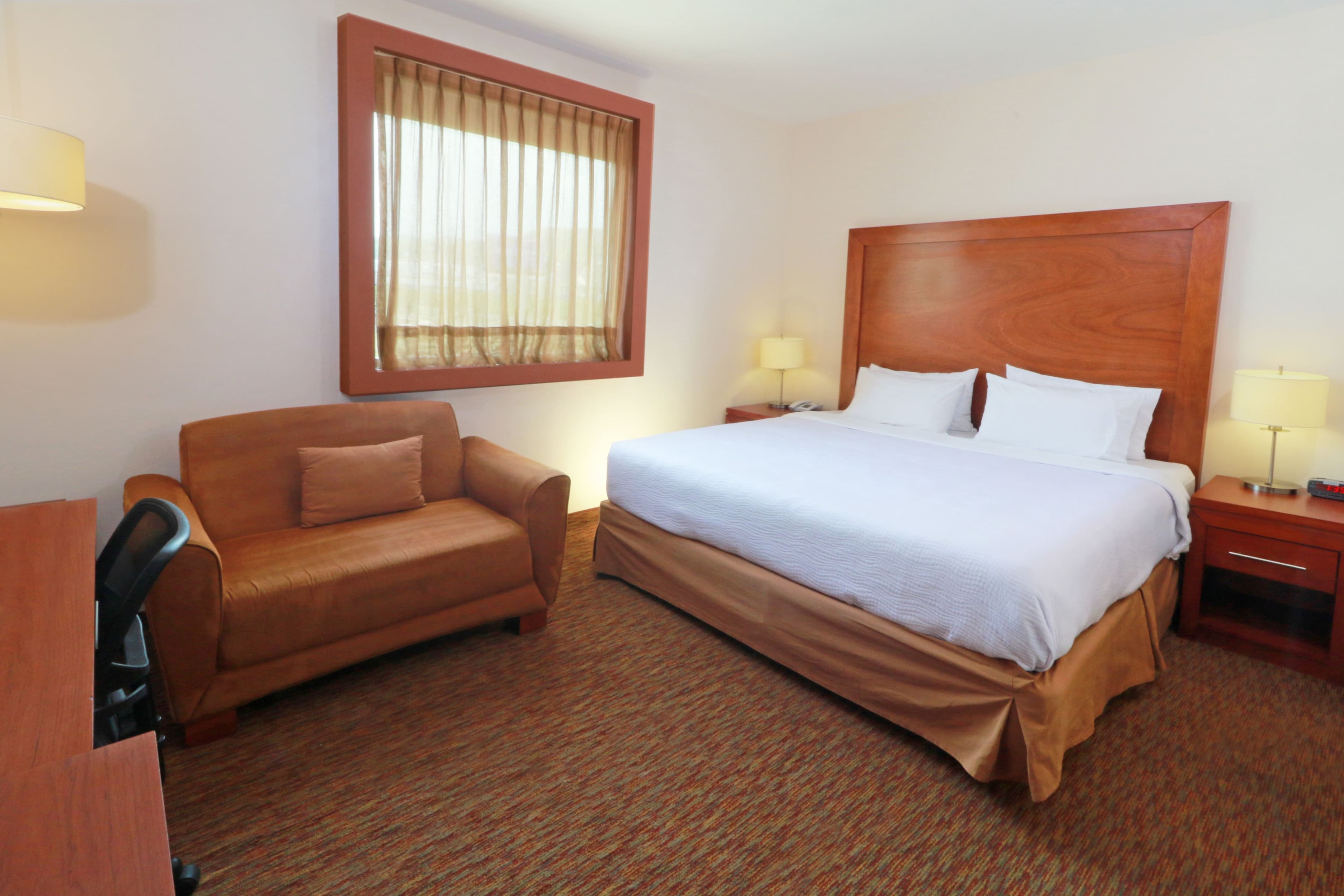 Staybridge Suites Queretaro — 5