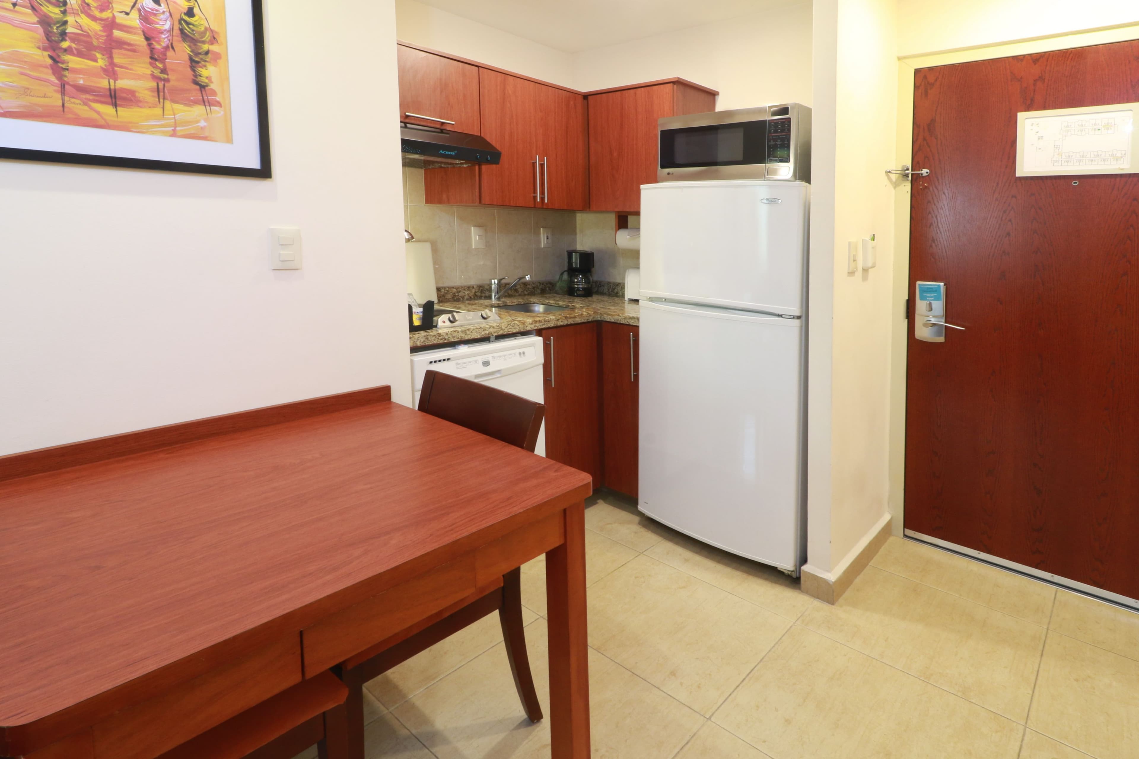 Staybridge Suites Queretaro — 6