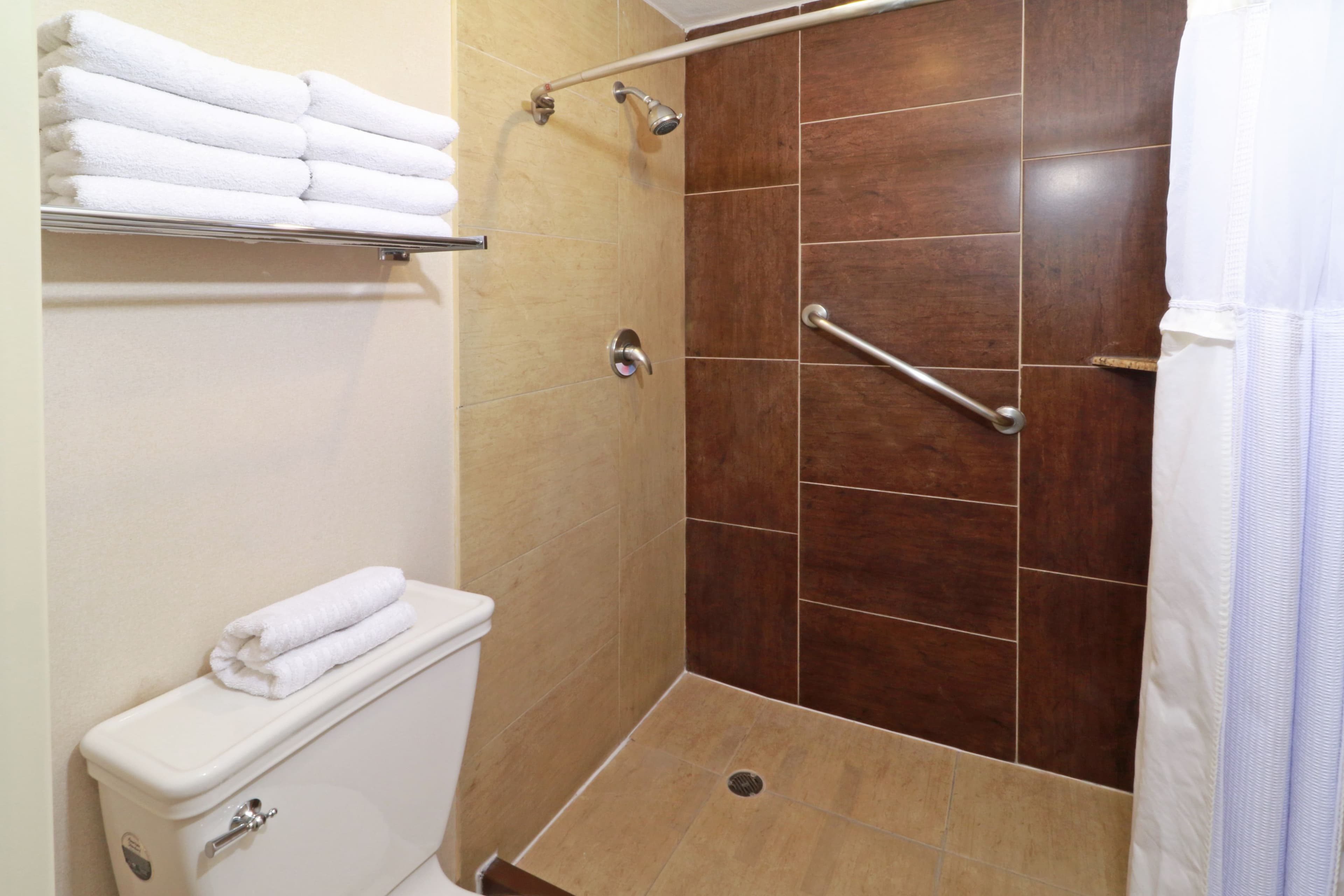 Staybridge Suites Queretaro — 7