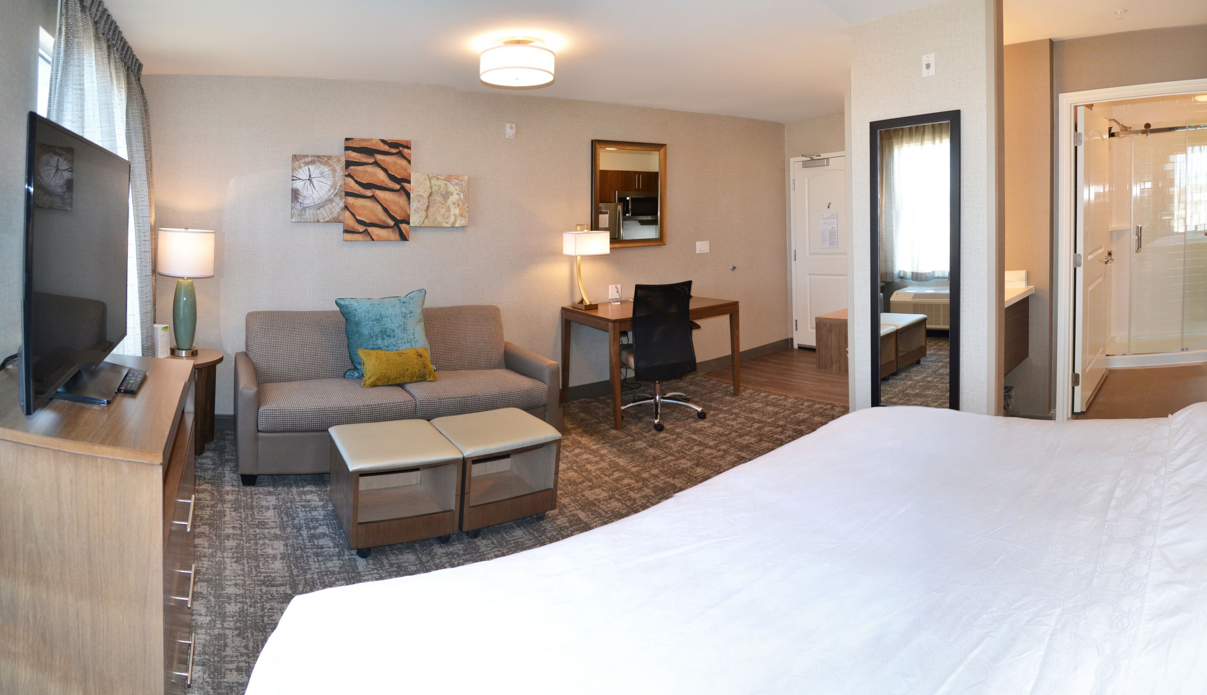 Staybridge Suites Red Deer North - Image 4