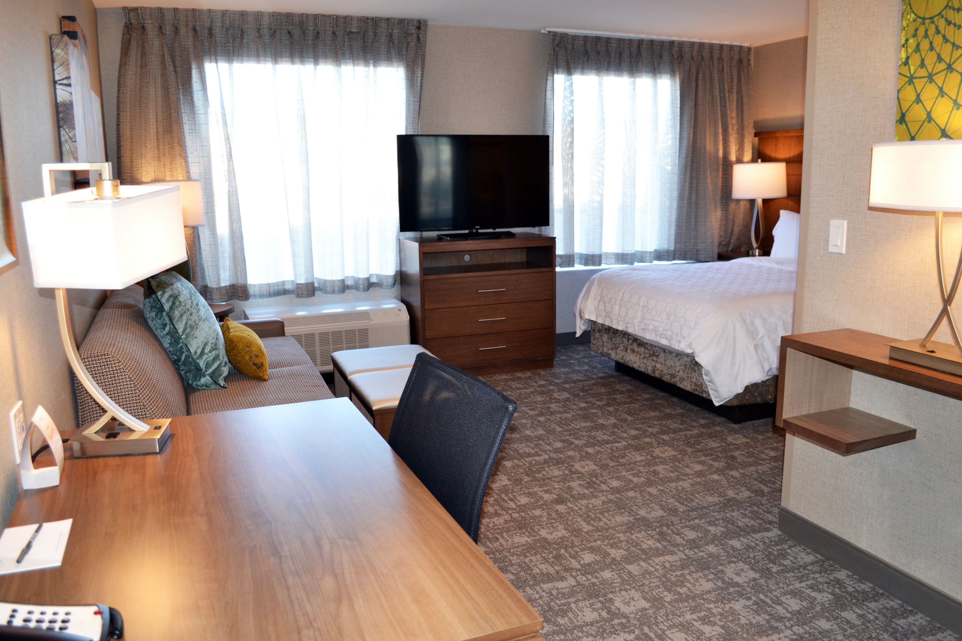 Staybridge Suites Red Deer North — 6
