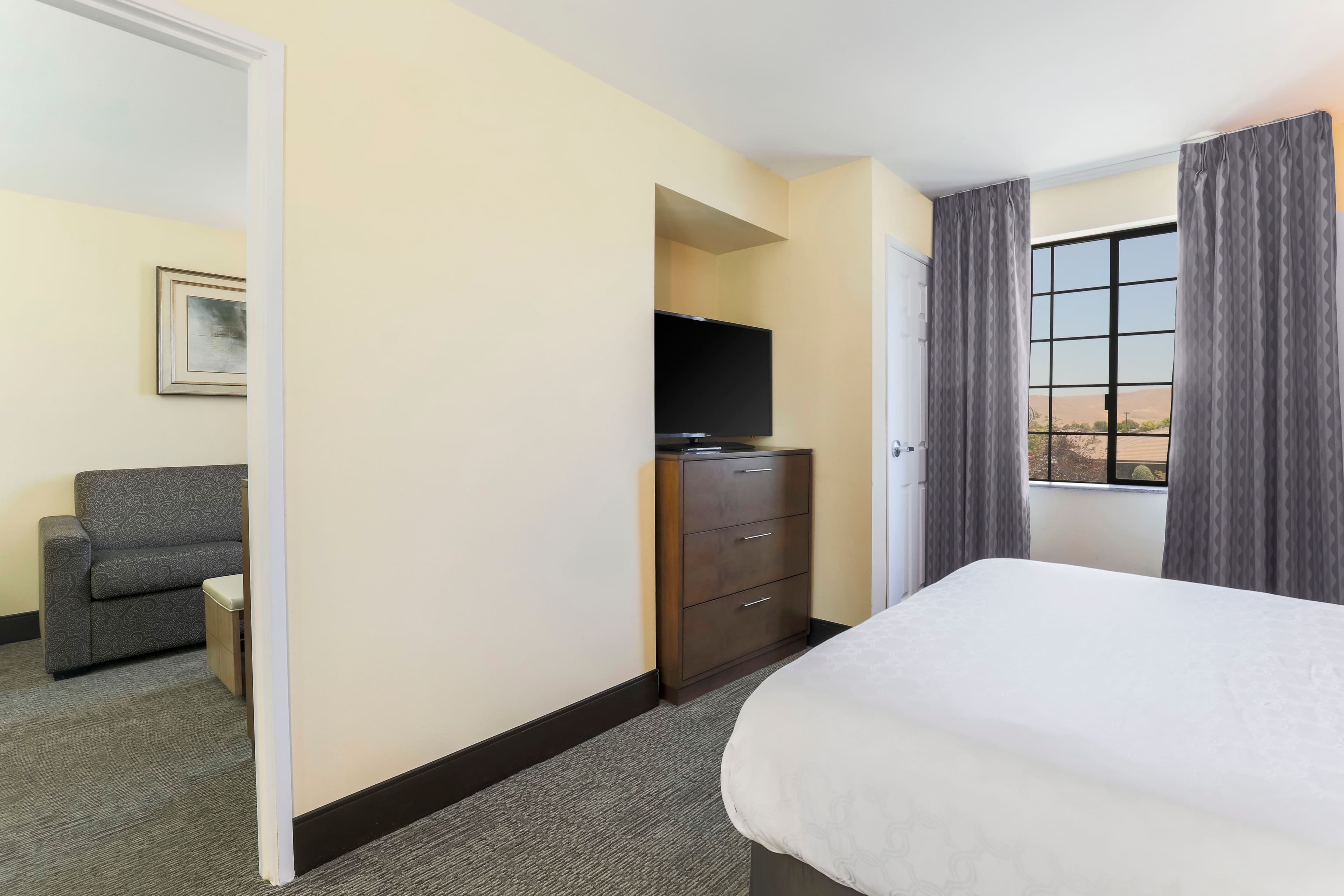 Staybridge Suites Reno — 18