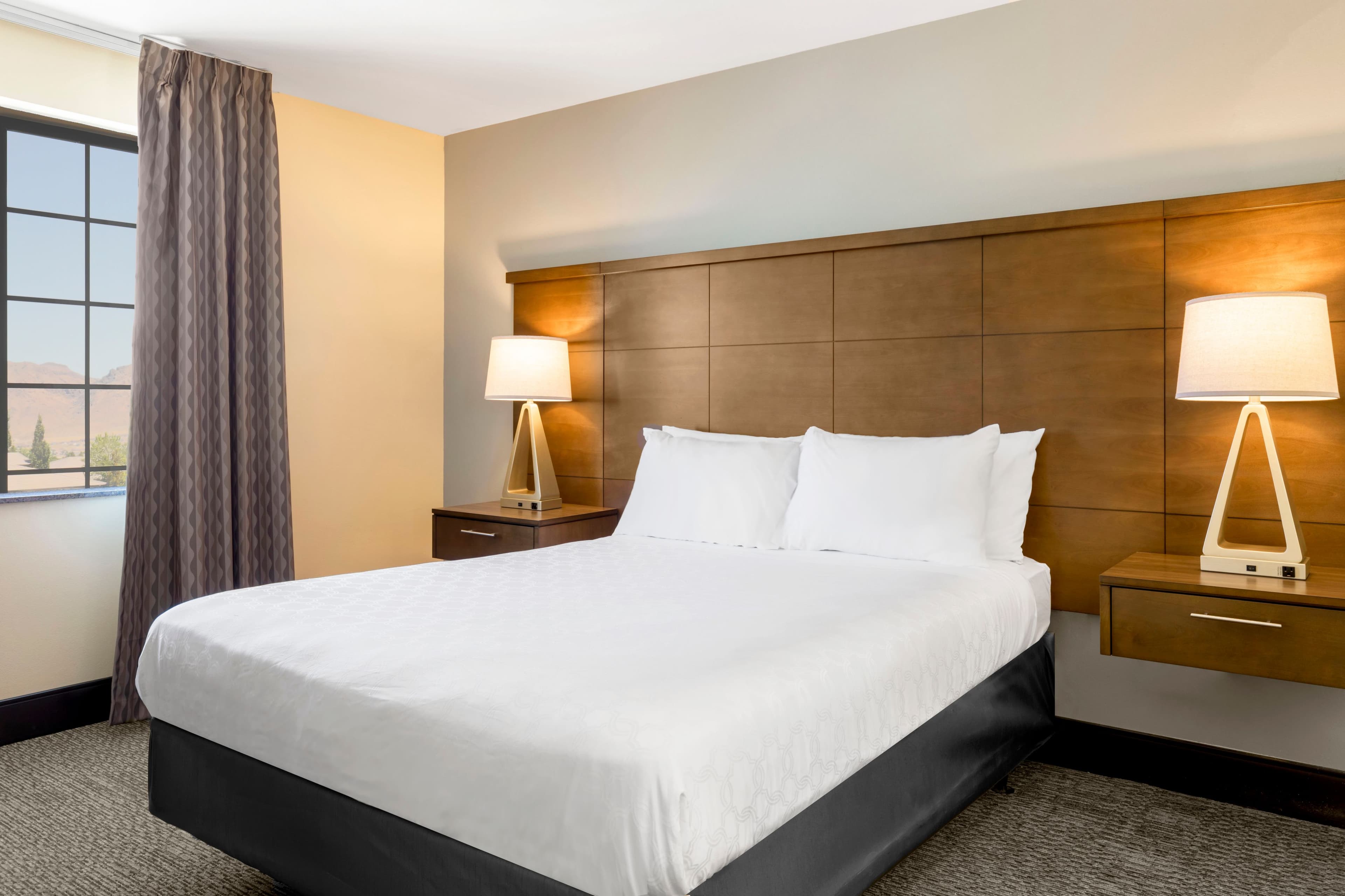 Staybridge Suites Reno — 15